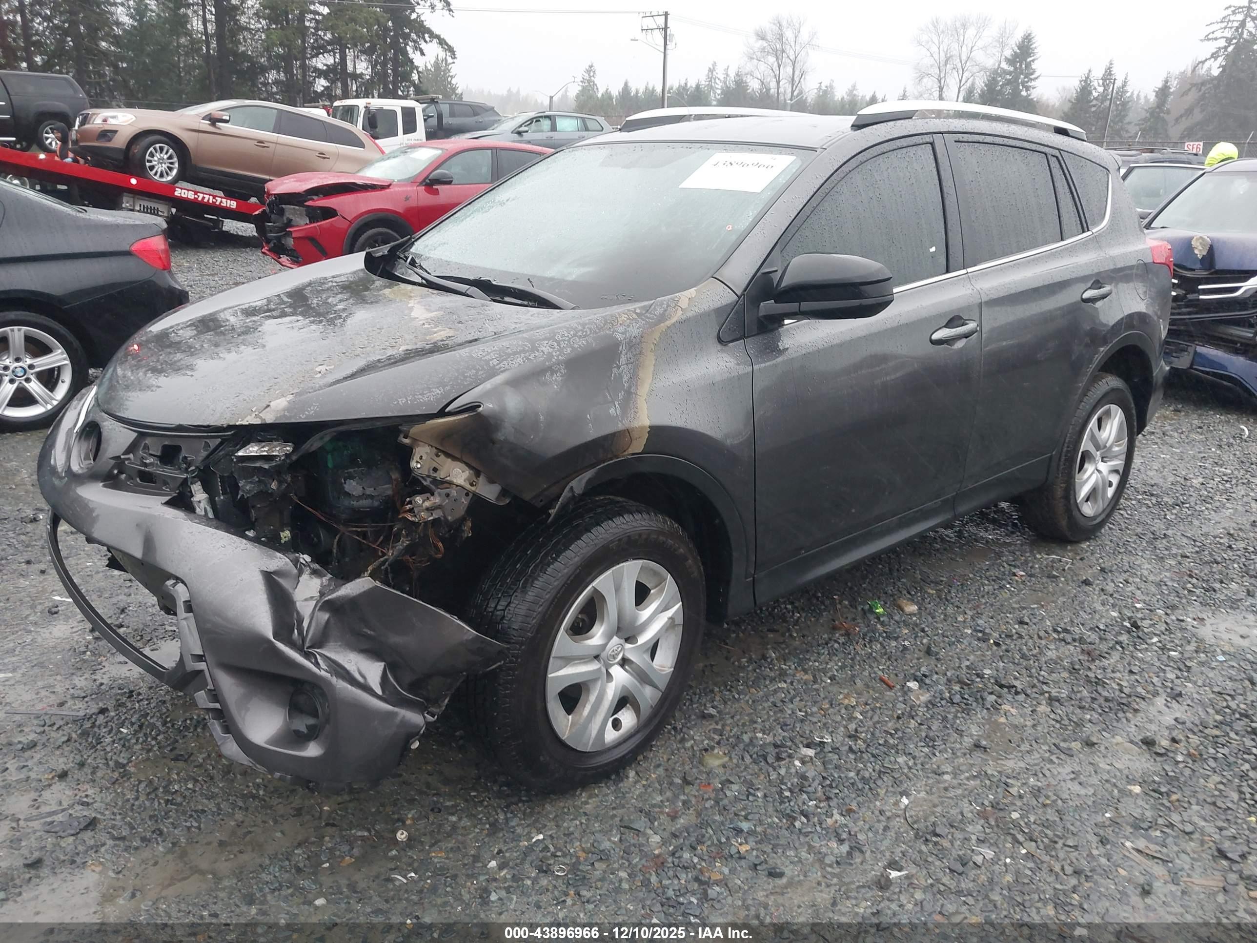 TOYOTA RAV4 image 2