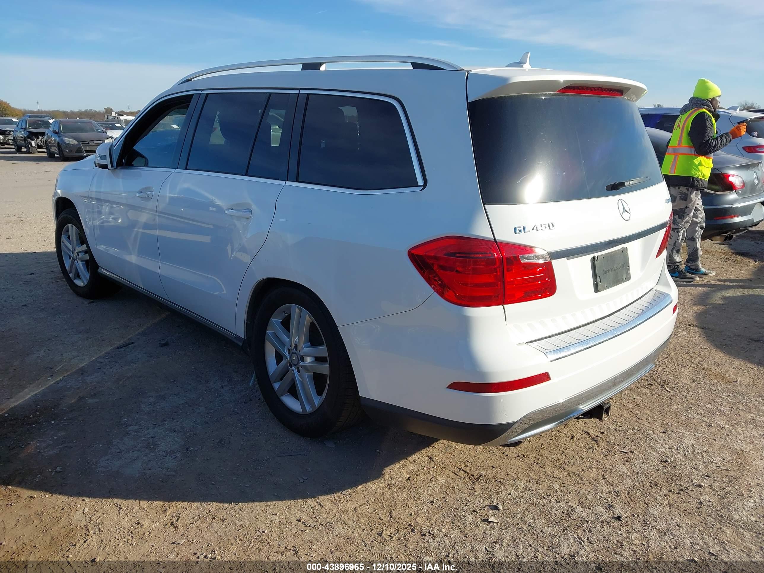 MERCEDES-BENZ GL image 3