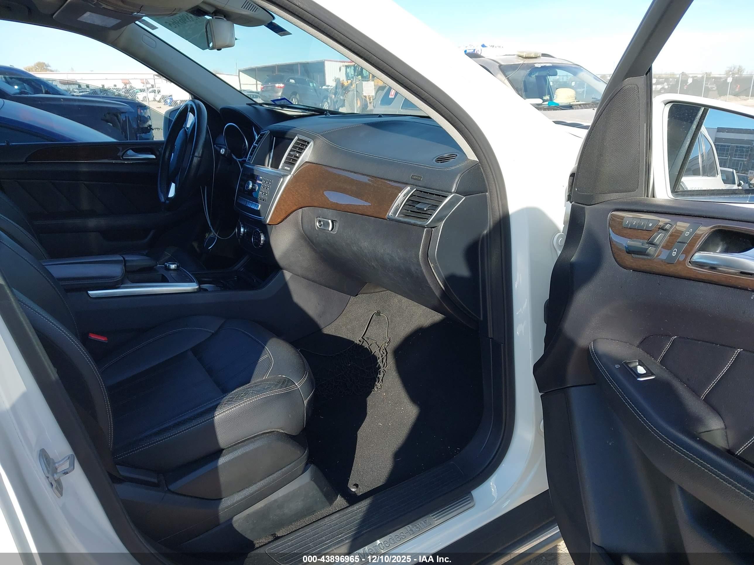 MERCEDES-BENZ GL image 5