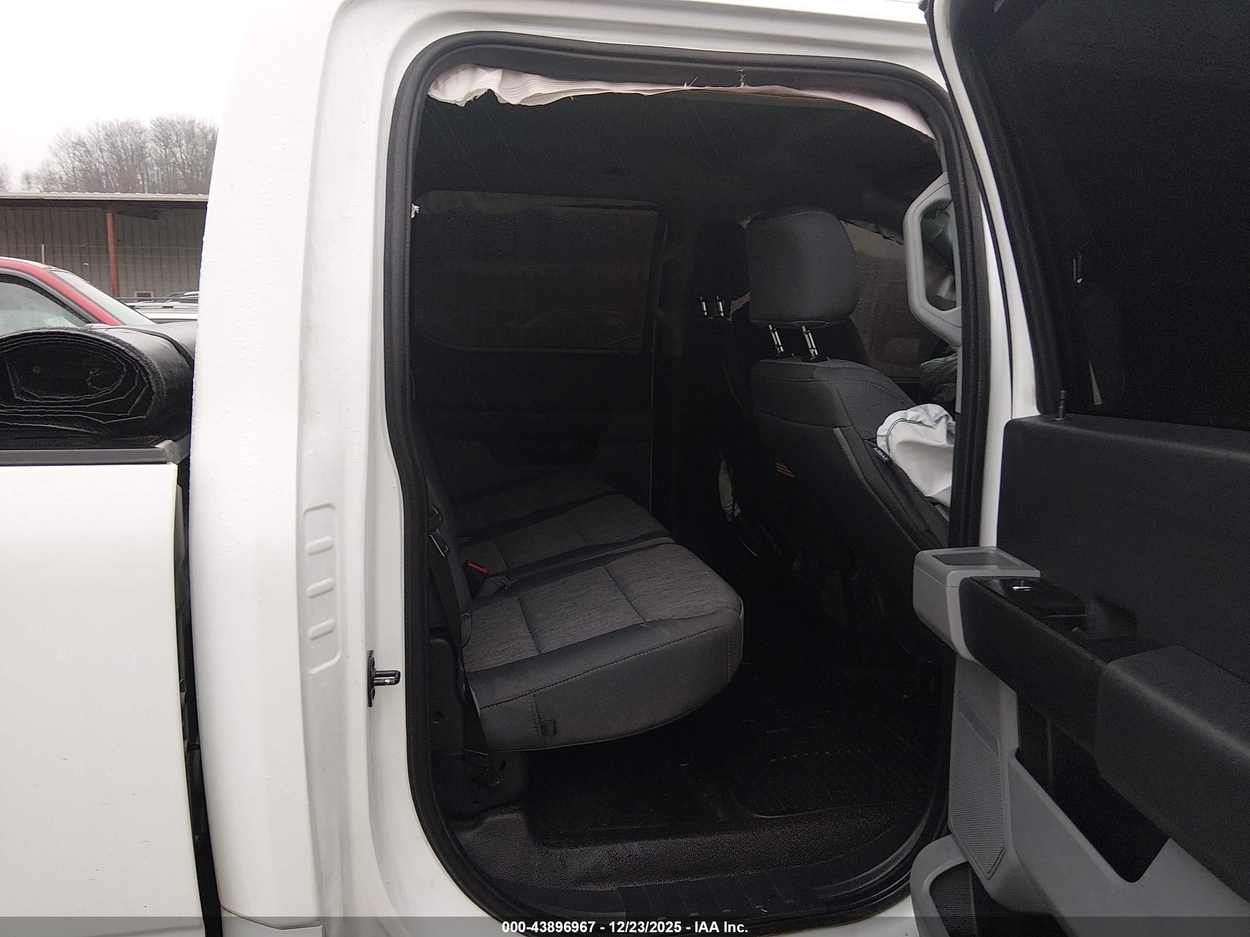 FORD F-350 image 8