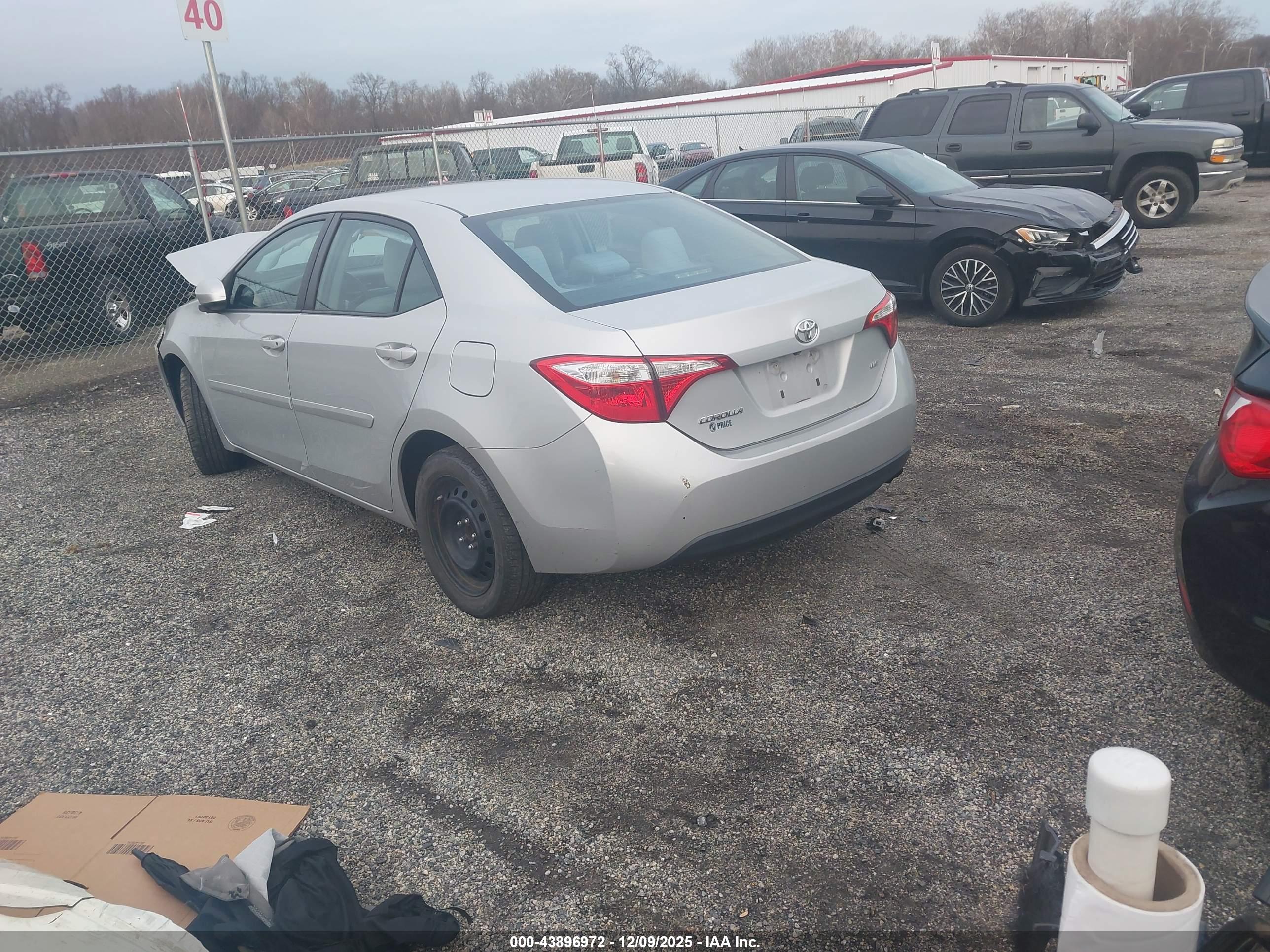 TOYOTA COROLLA image 3