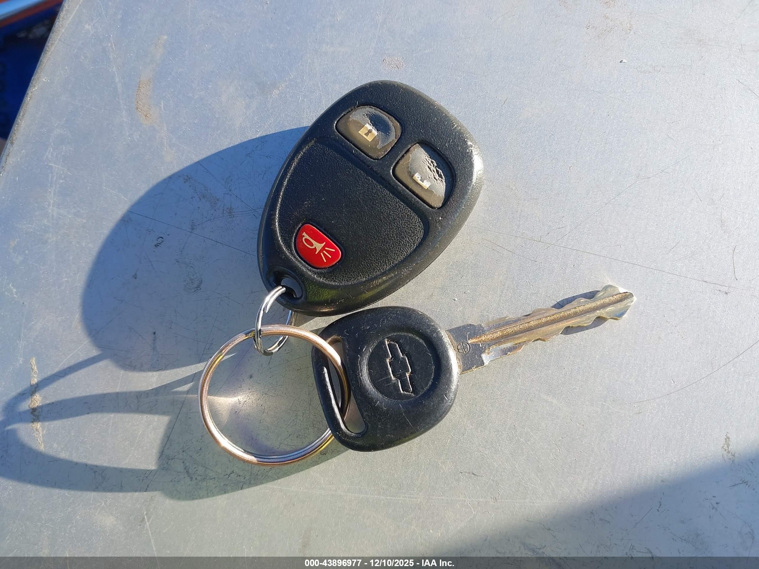 CHEVROLET TRAVERSE image 11