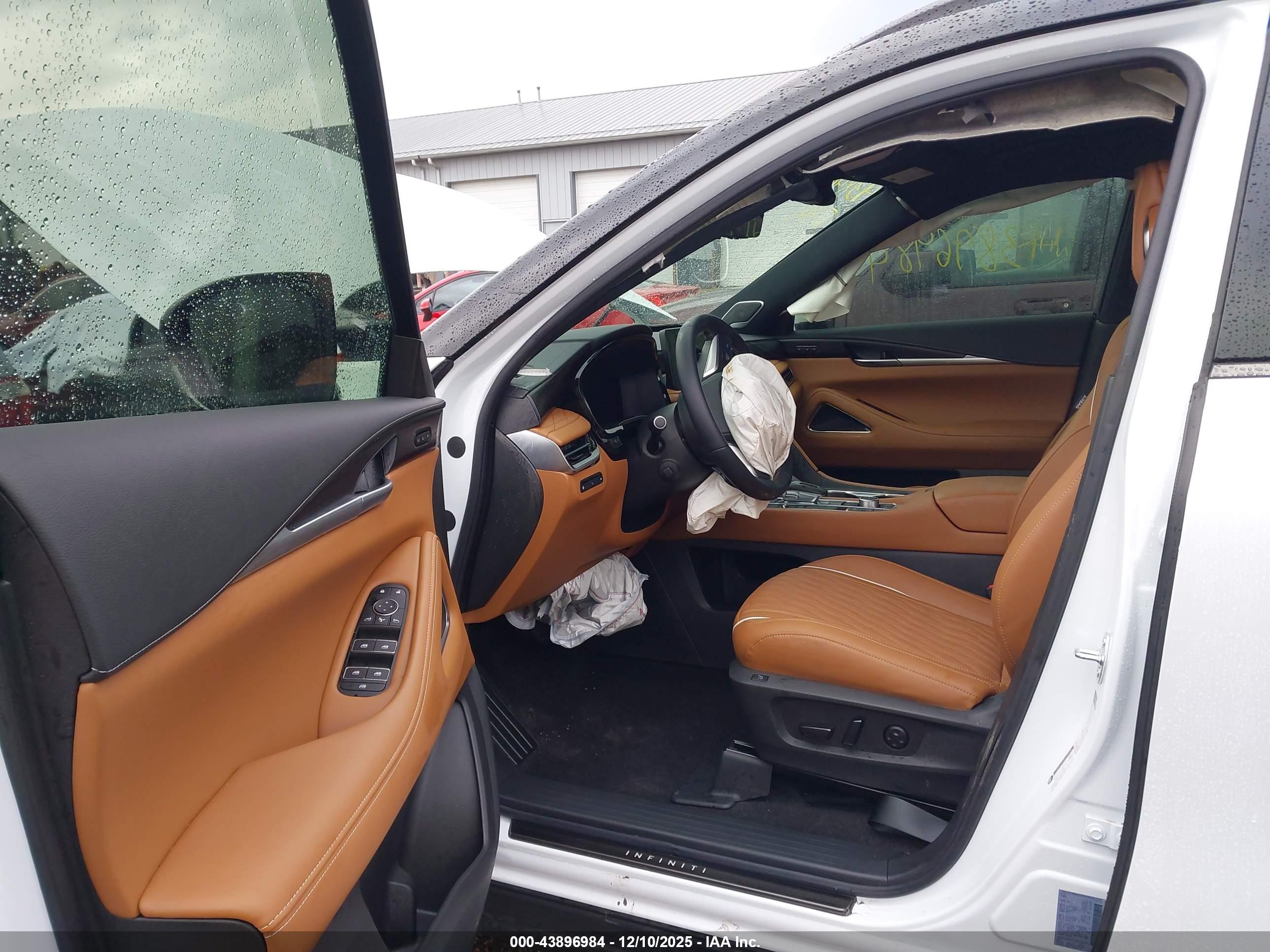 INFINITI QX60 image 5