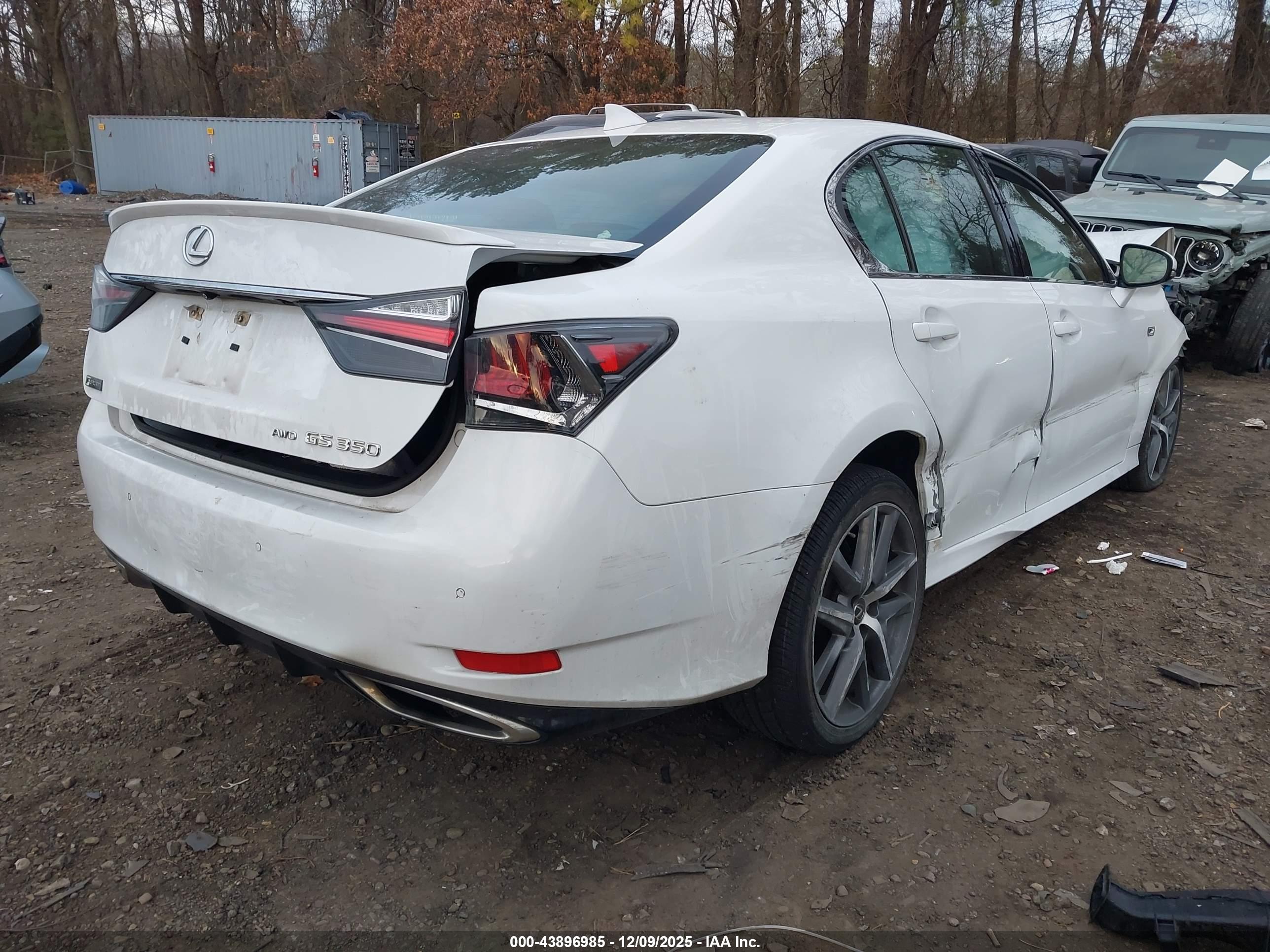 LEXUS GS image 4