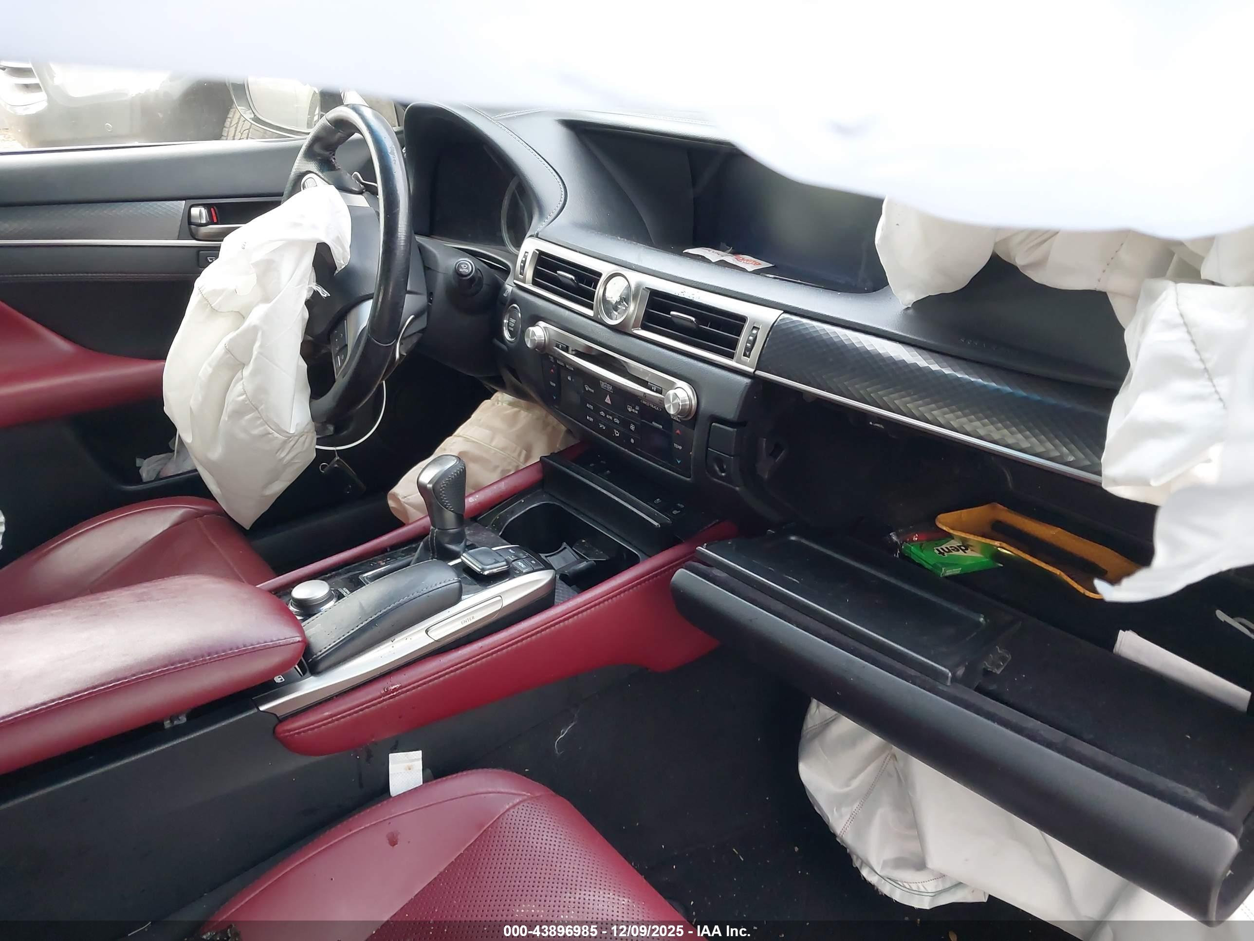 LEXUS GS image 5