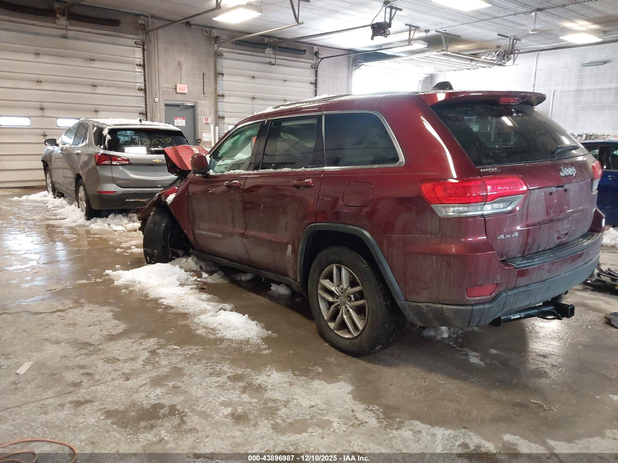 JEEP GRAND image 3