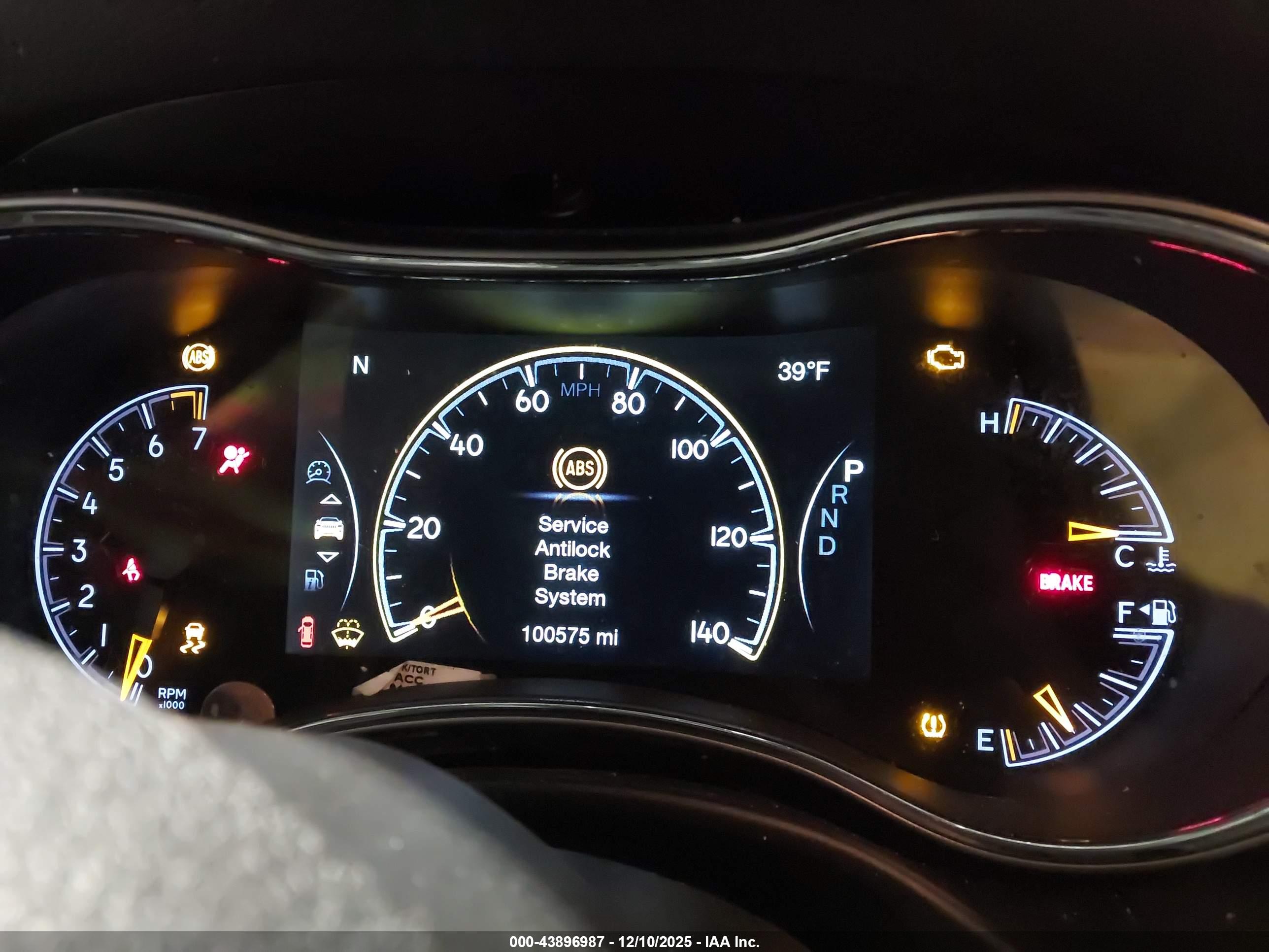 JEEP GRAND image 7