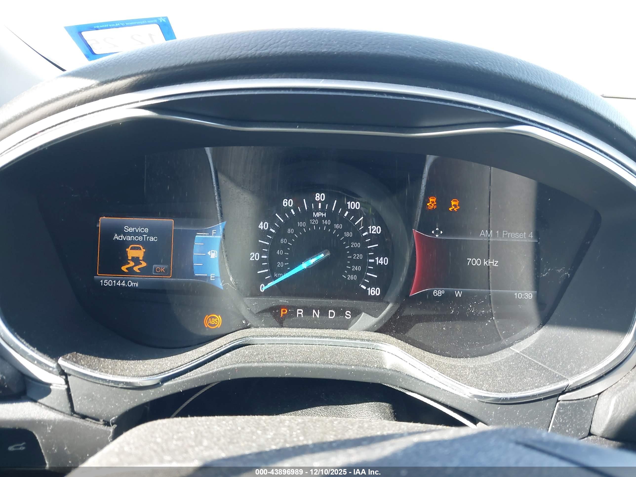 FORD FUSION image 7