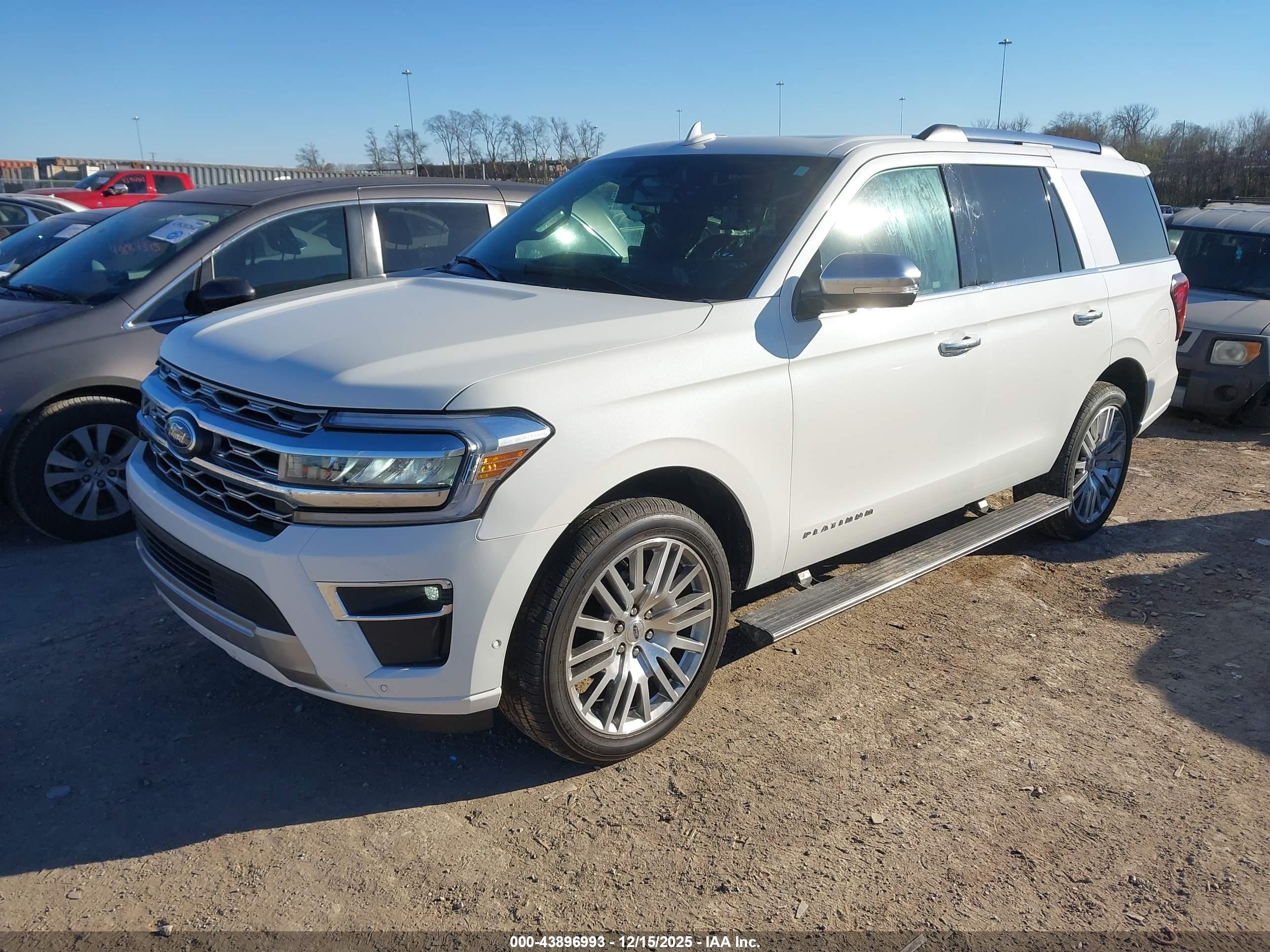 FORD EXPEDITION image 2