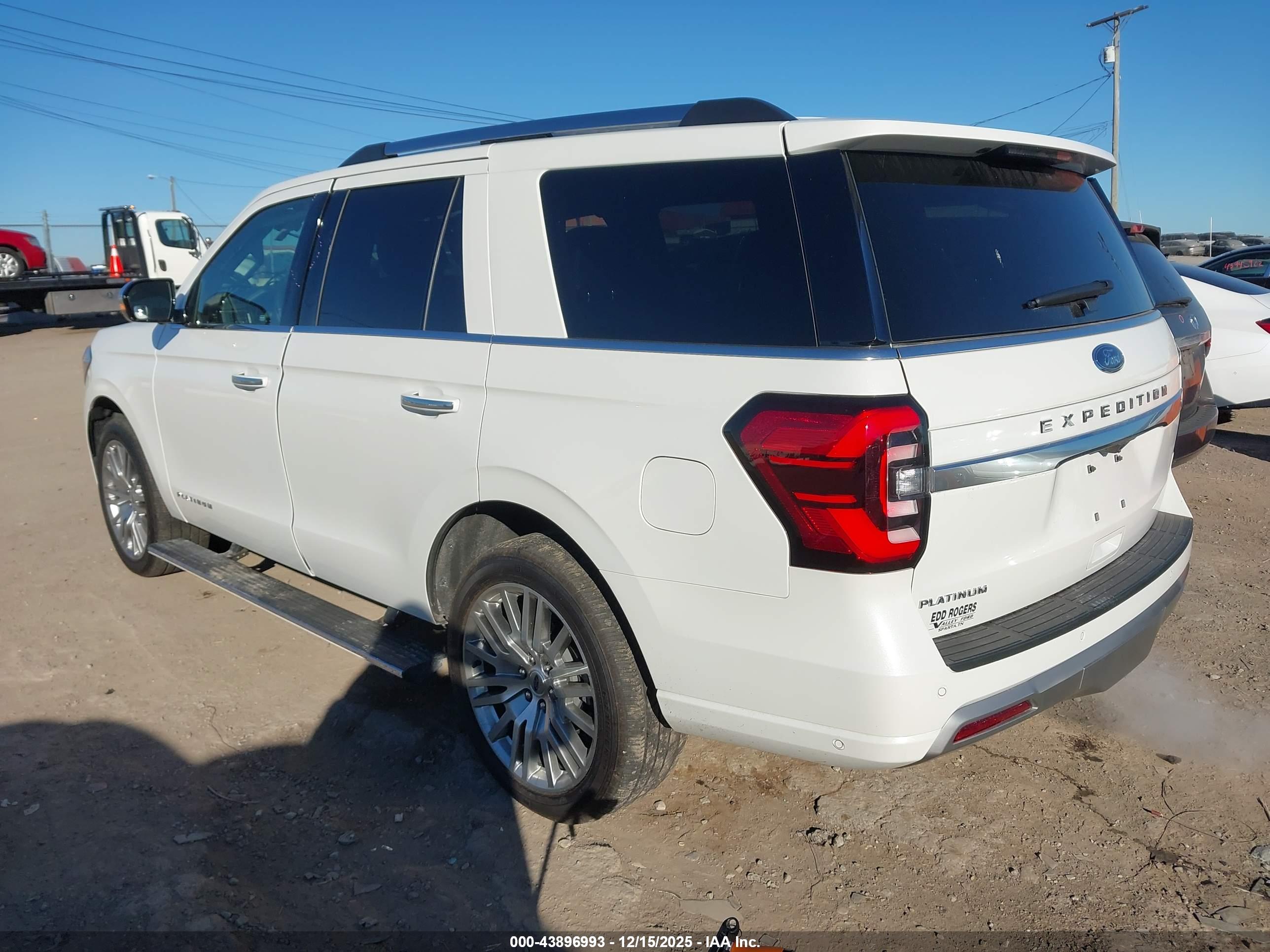 FORD EXPEDITION image 3