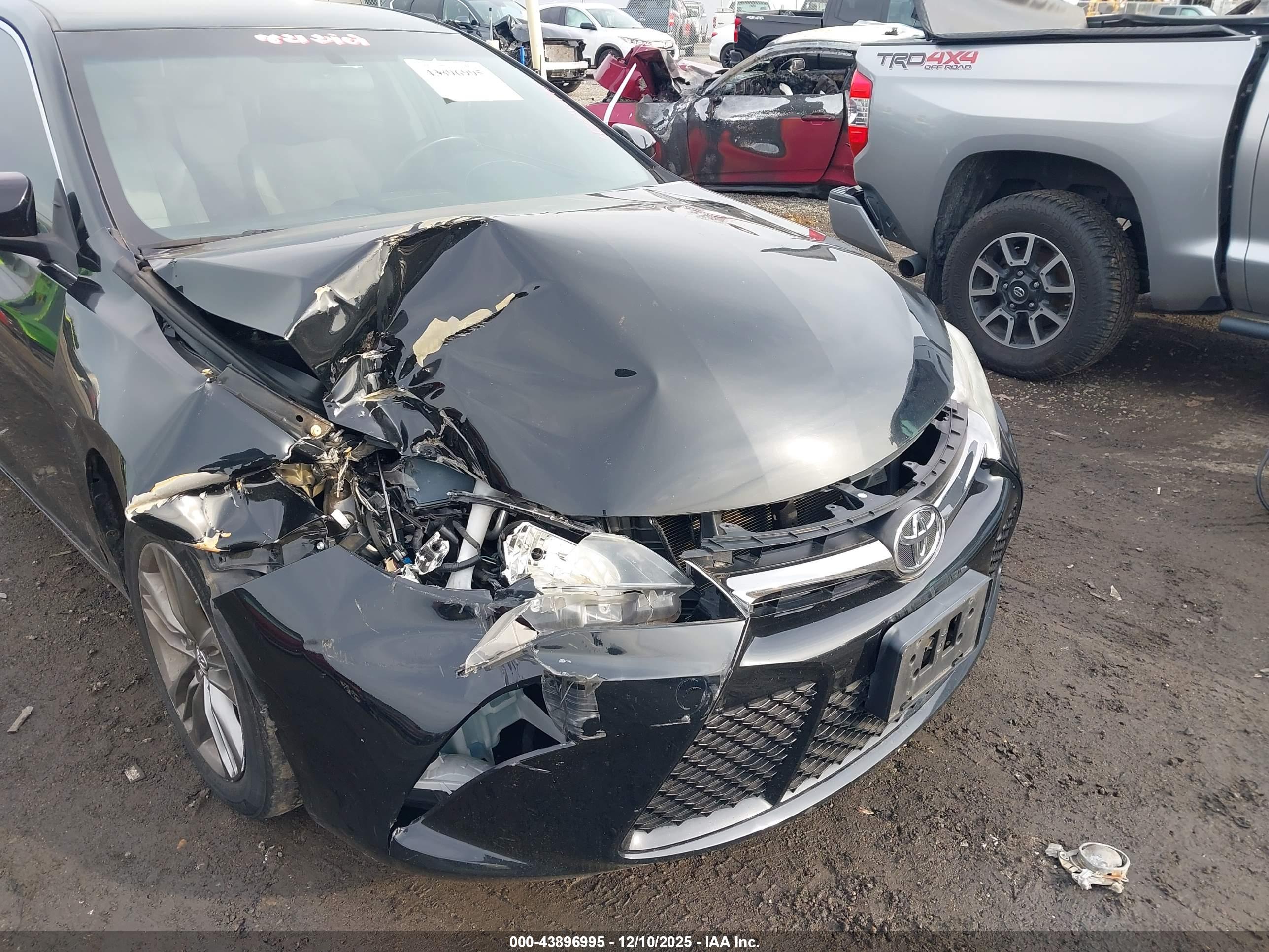 TOYOTA CAMRY image 6