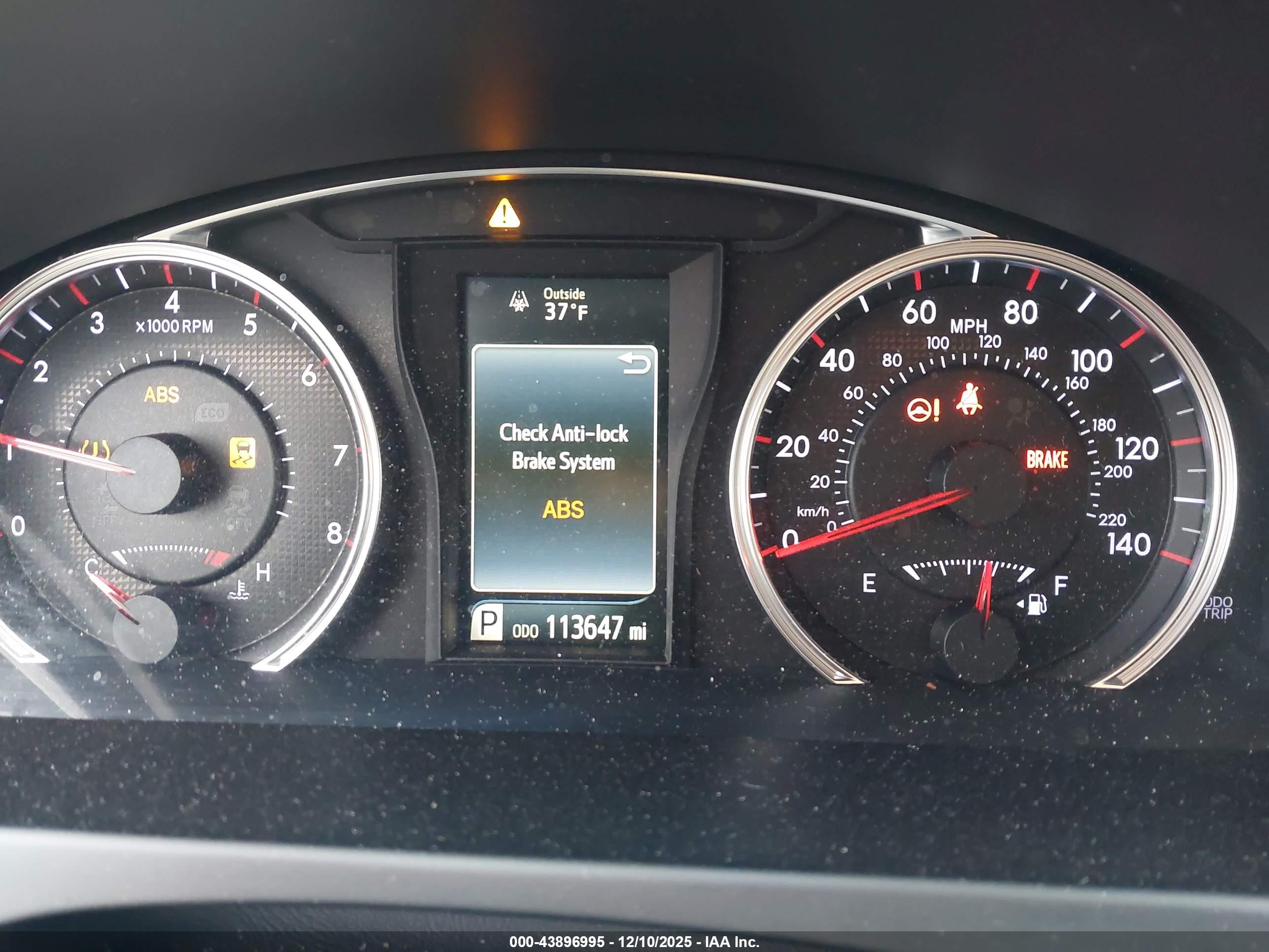 TOYOTA CAMRY image 7