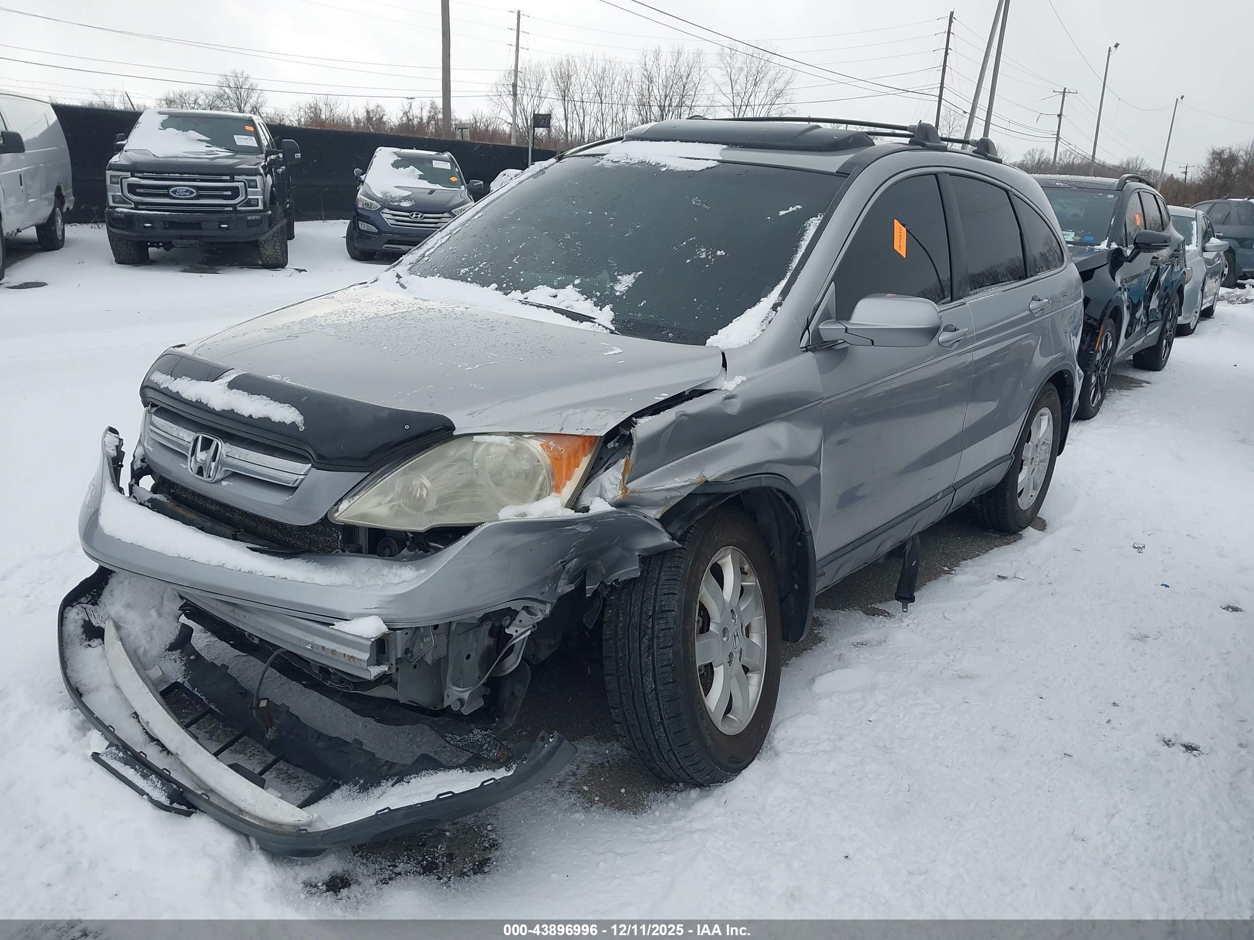 HONDA CR-V image 2