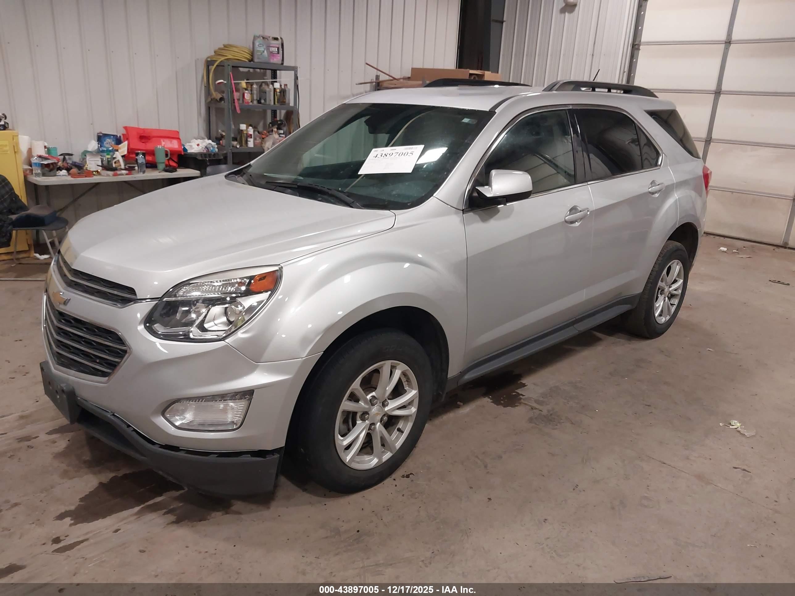 CHEVROLET EQUINOX image 2