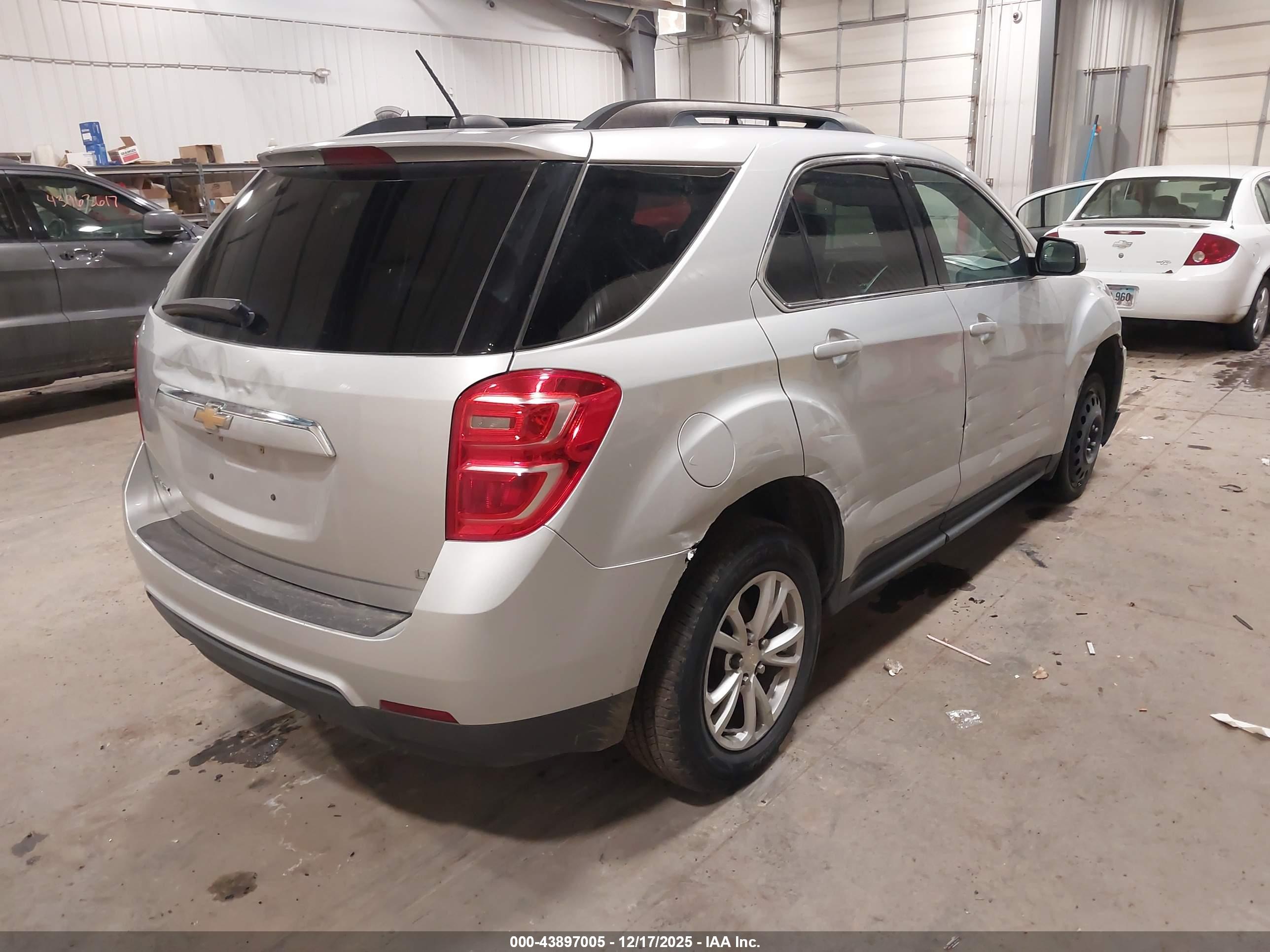 CHEVROLET EQUINOX image 4