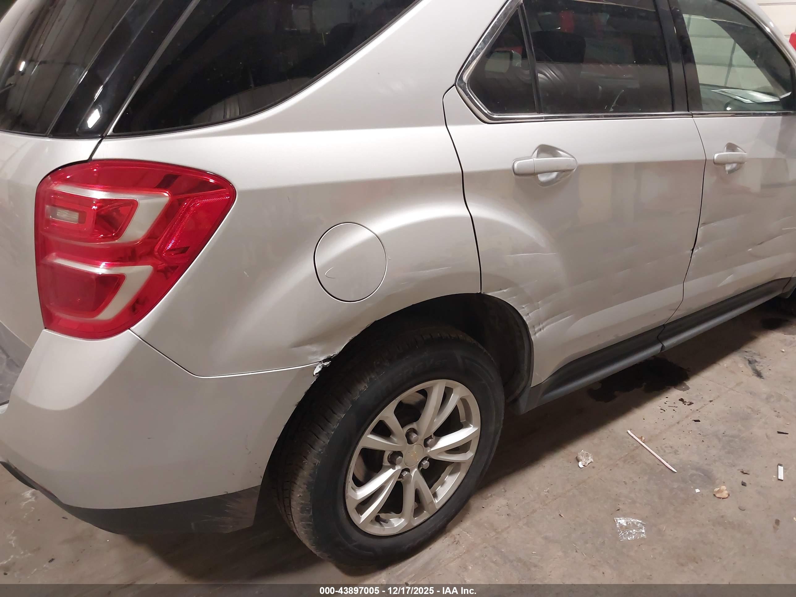 CHEVROLET EQUINOX image 6