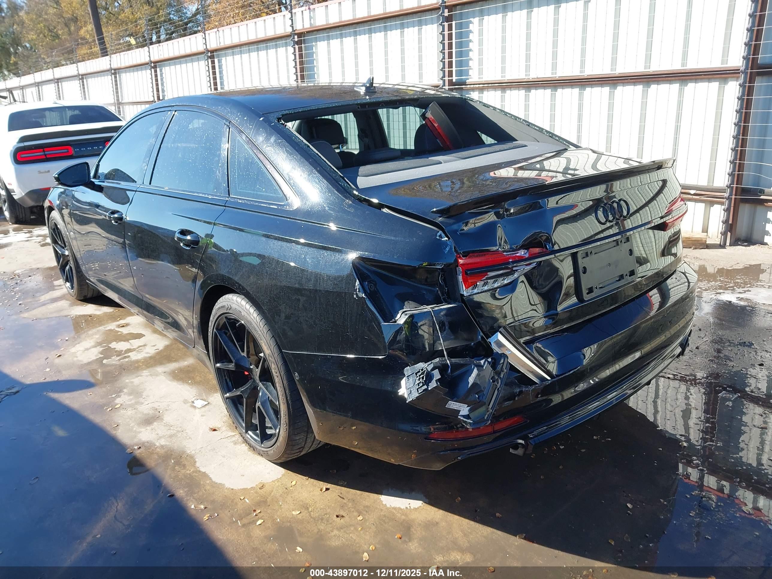 AUDI A6 image 3