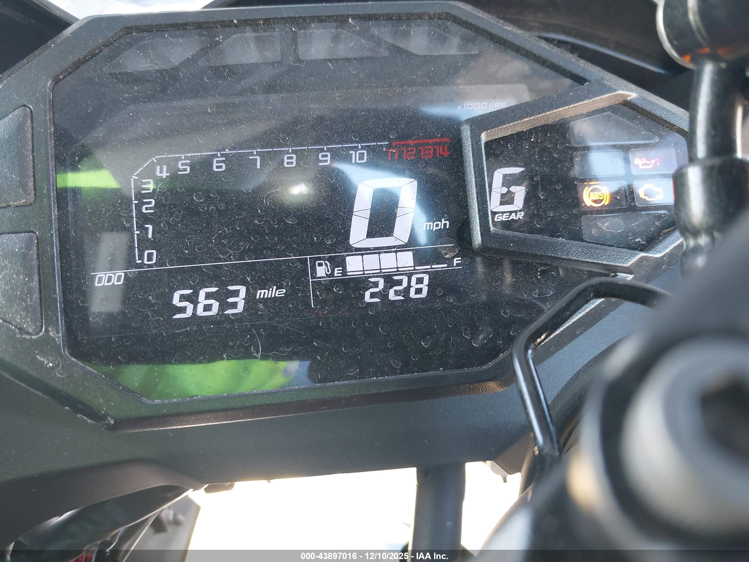 KAWASAKI EX500 image 7