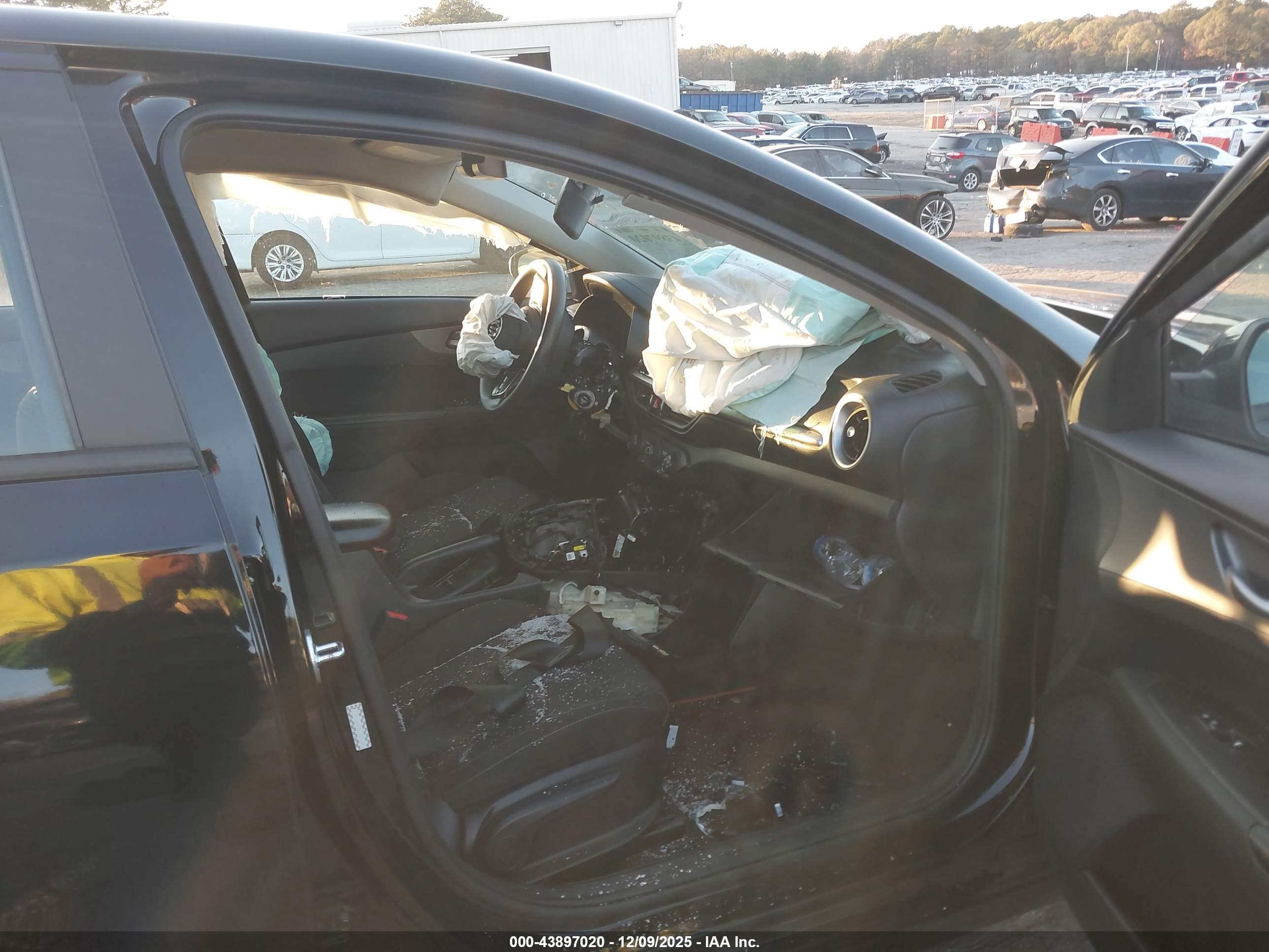 KIA FORTE image 5