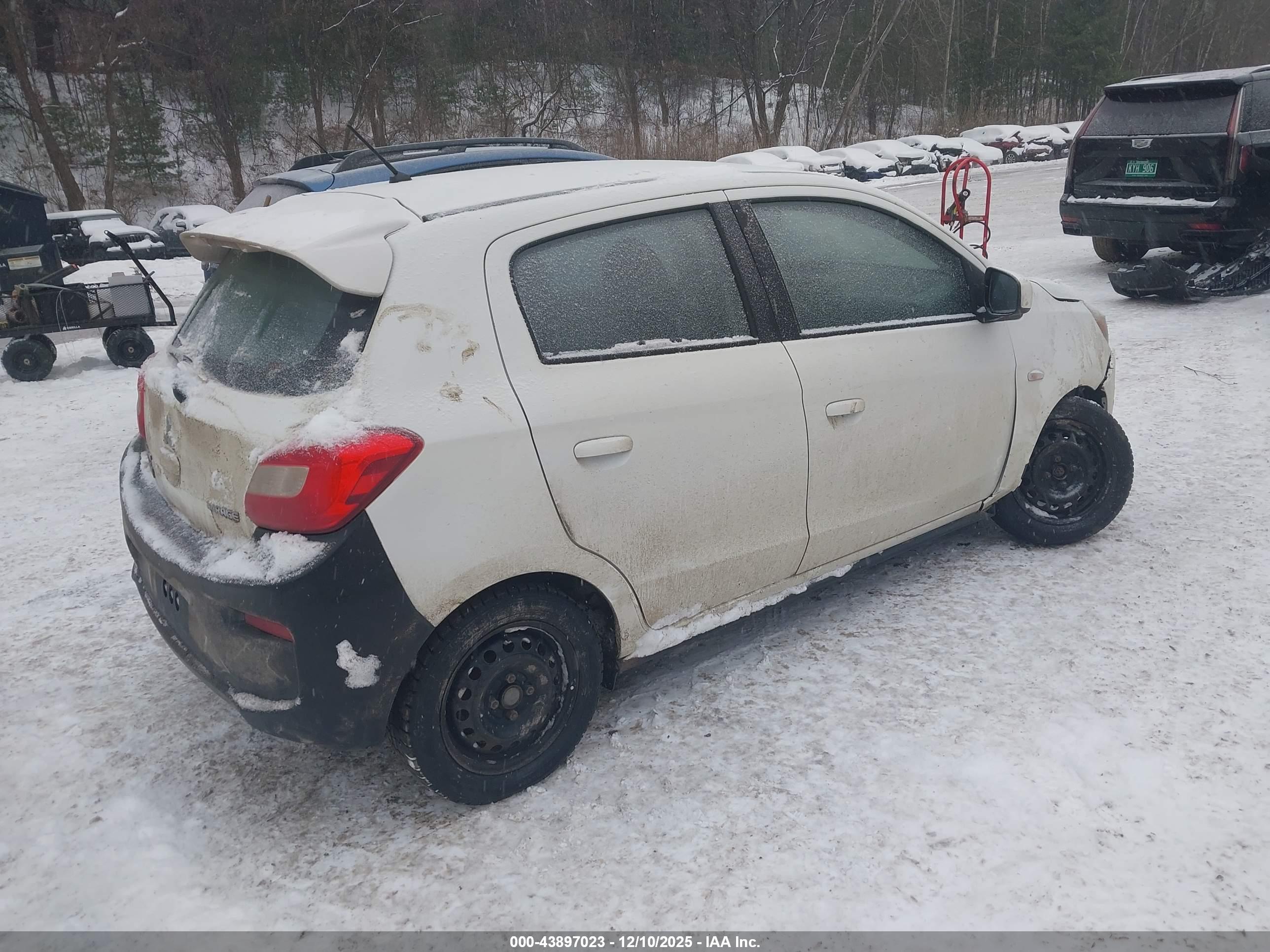 MITSUBISHI MIRAGE image 4