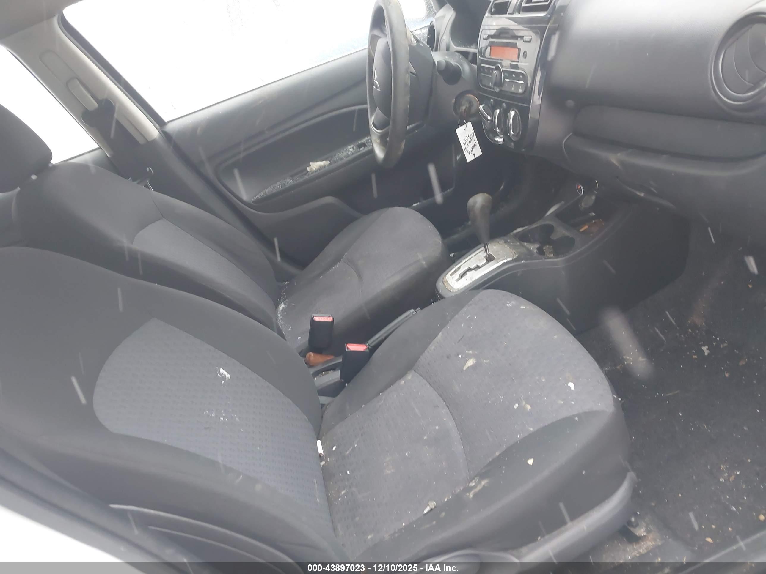 MITSUBISHI MIRAGE image 5