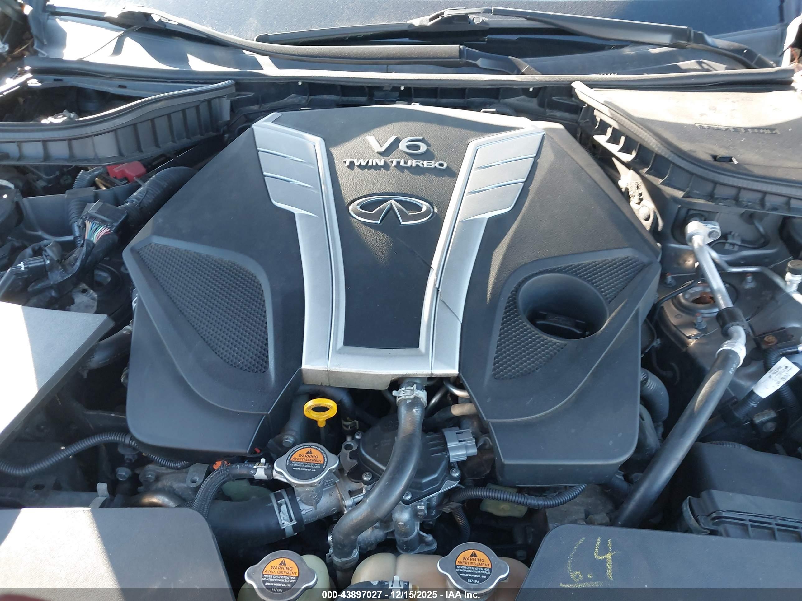 INFINITI Q60 image 10