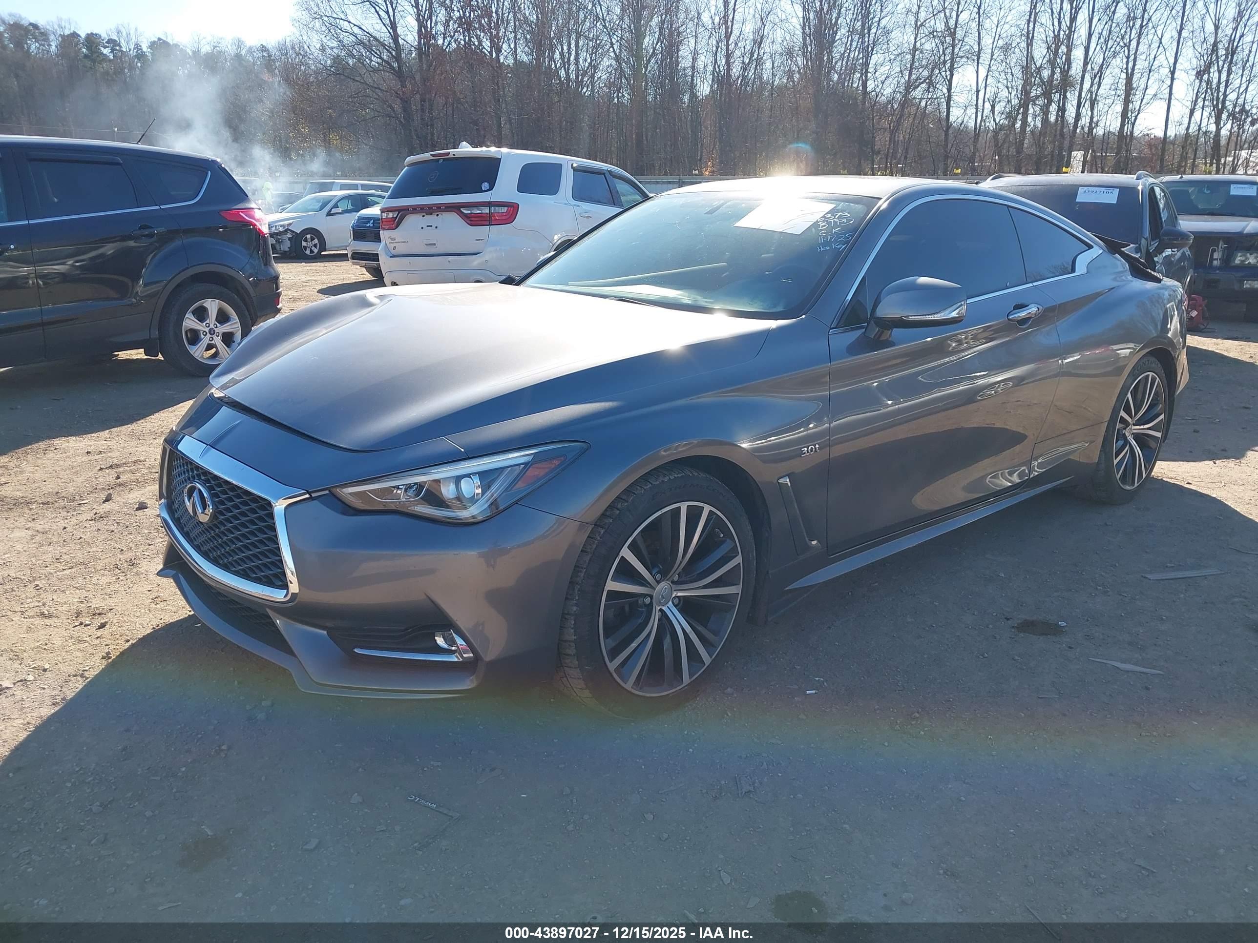 INFINITI Q60 image 2