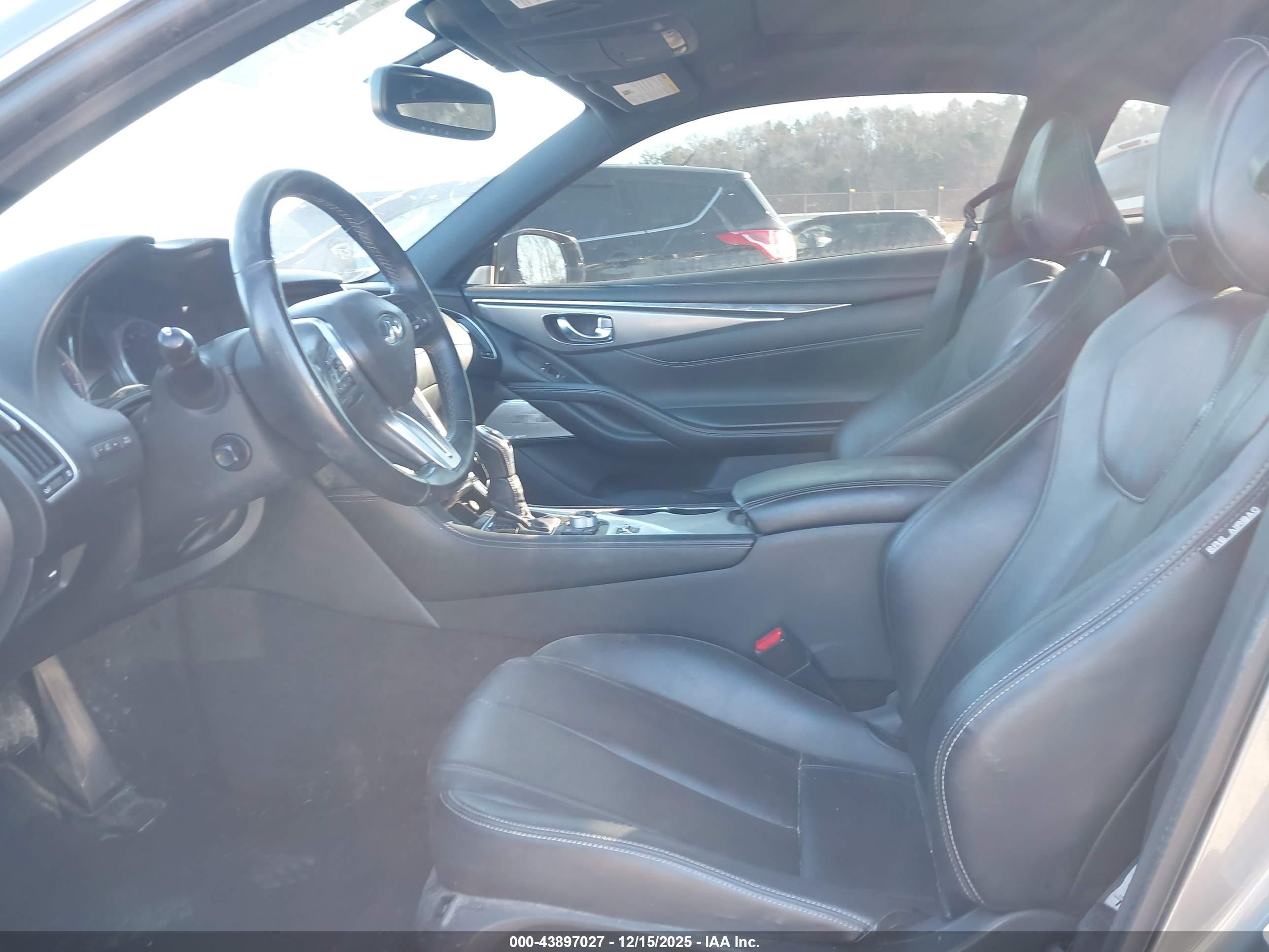 INFINITI Q60 image 5