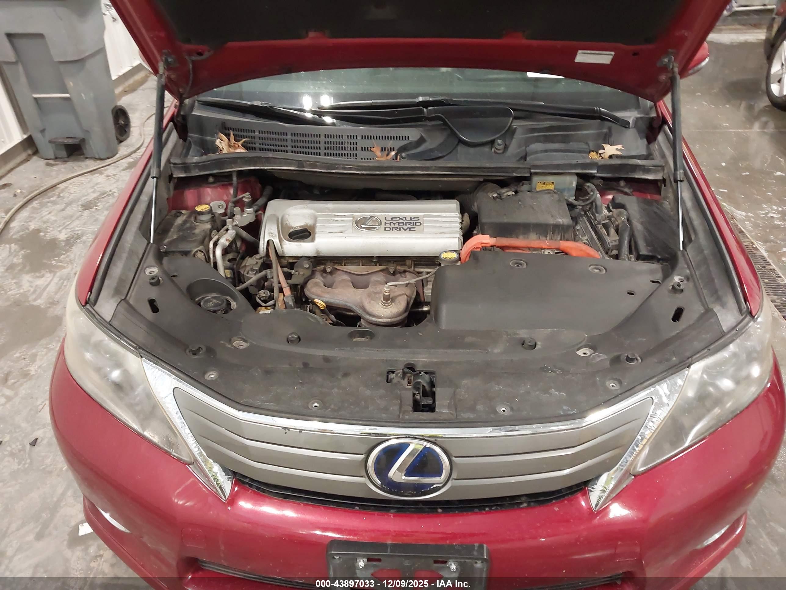 LEXUS HS image 10