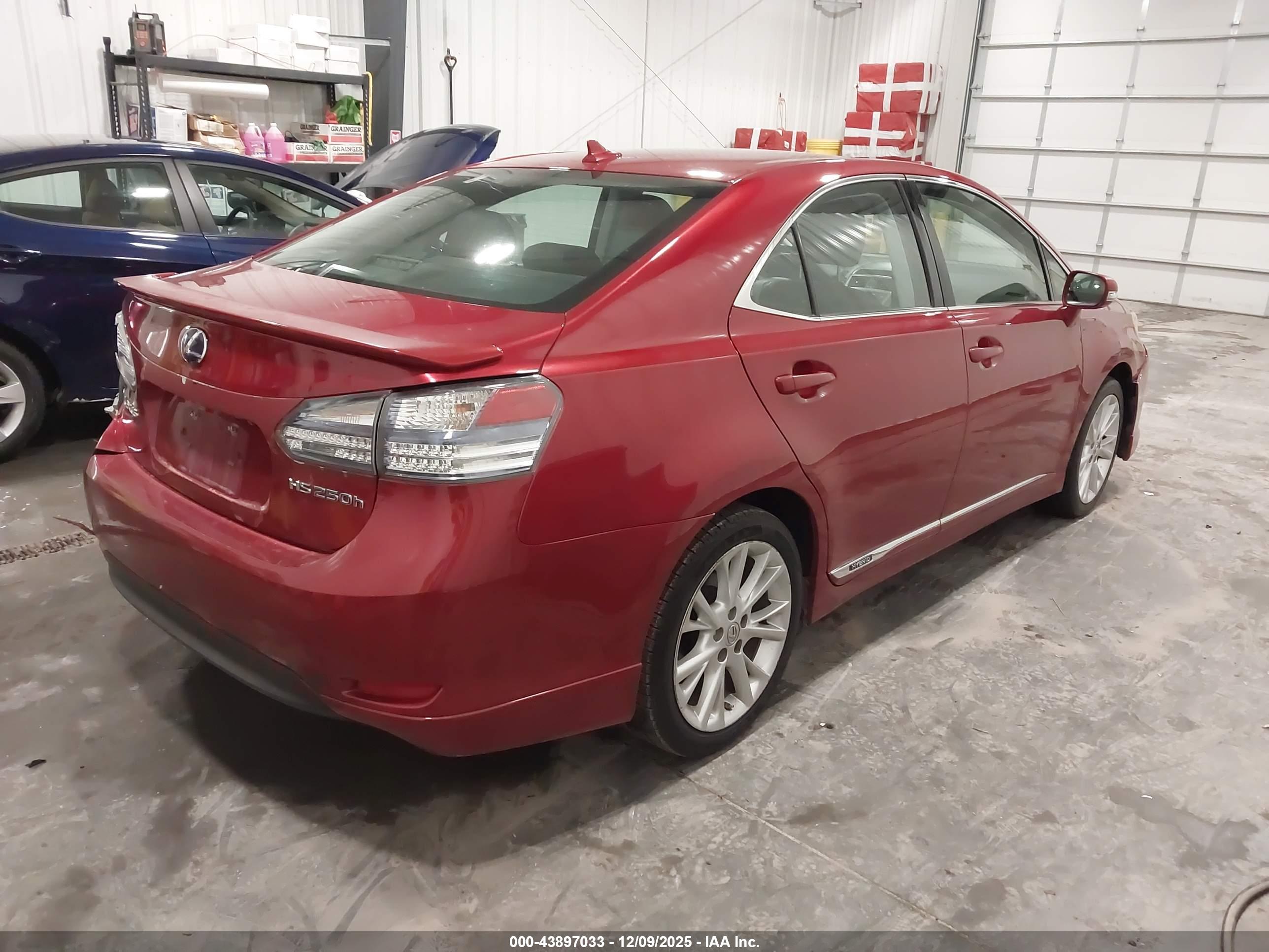 LEXUS HS image 4