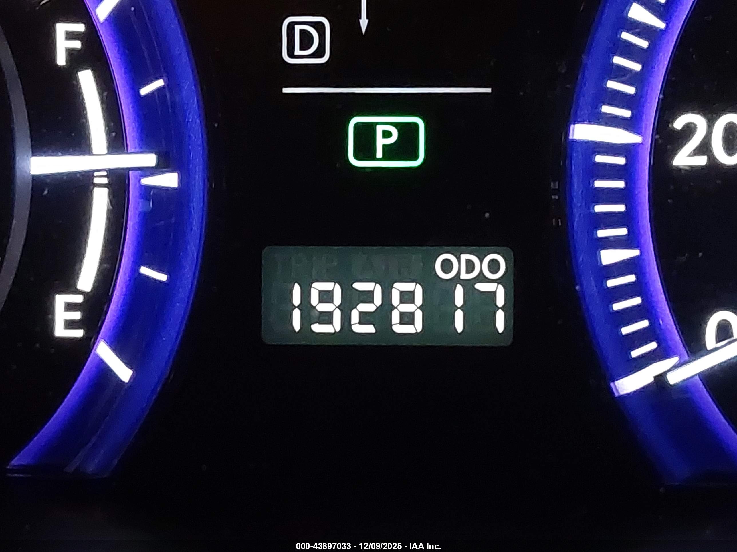 LEXUS HS image 7