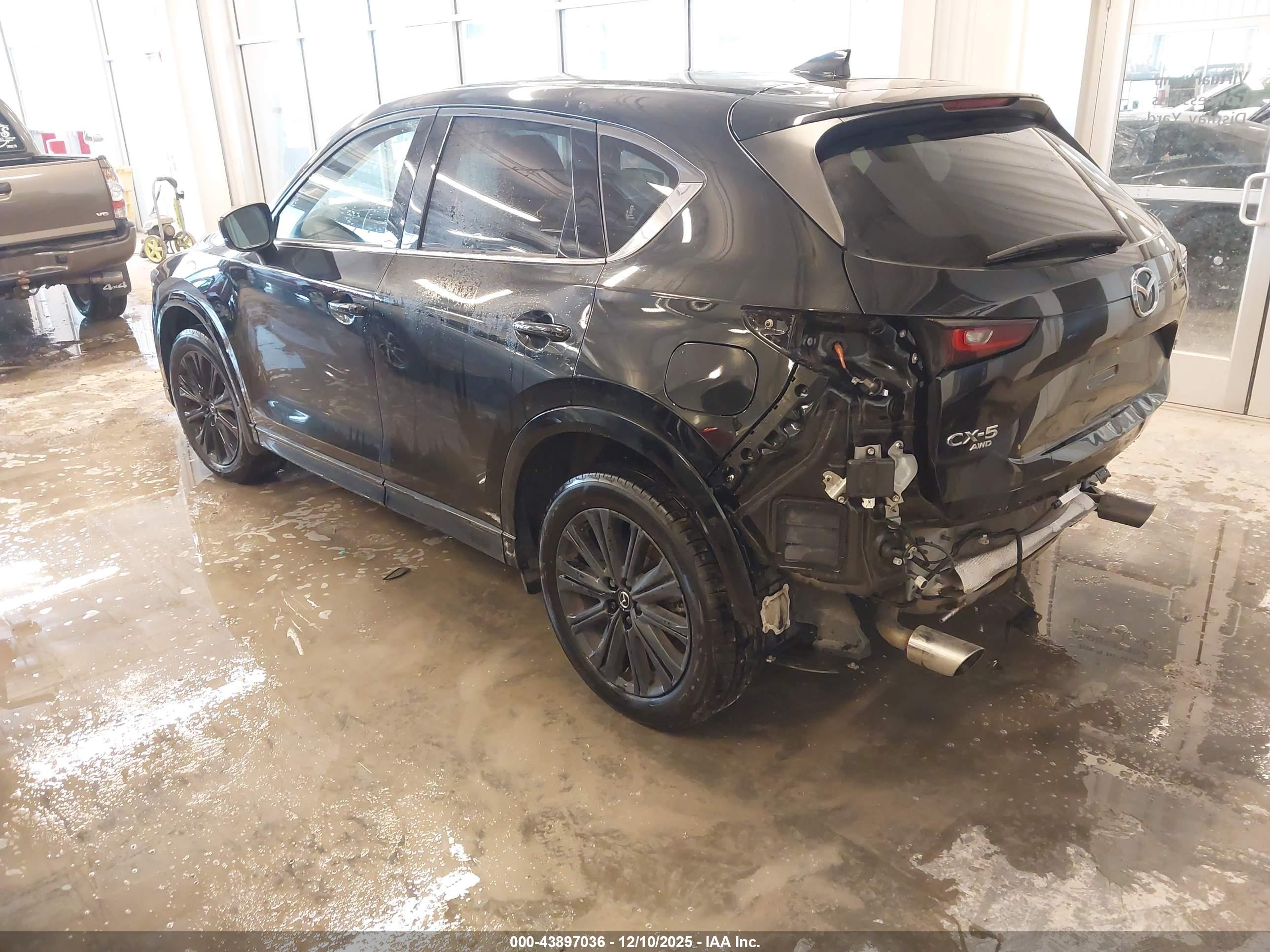 MAZDA CX-5 image 3