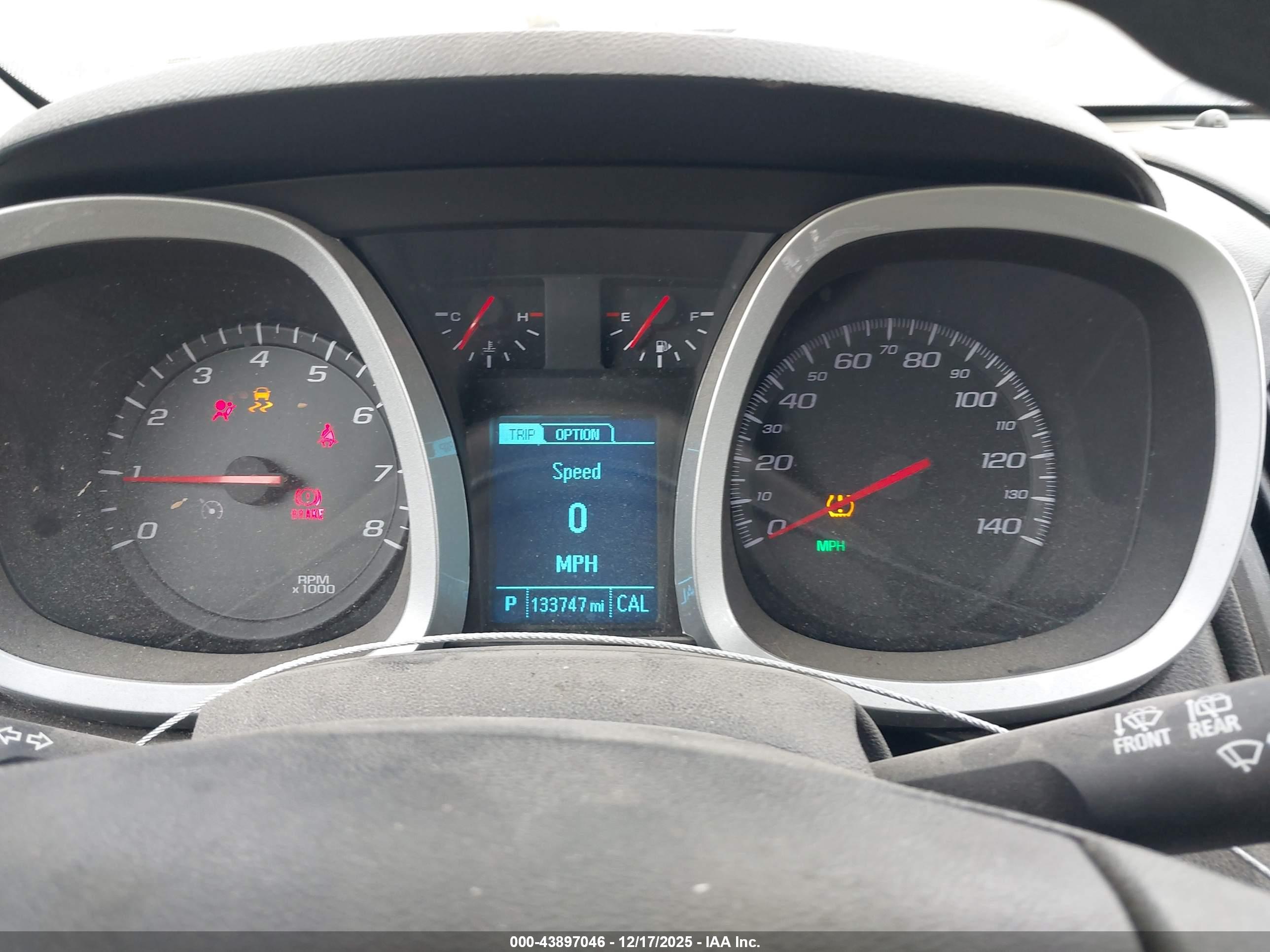 CHEVROLET EQUINOX image 7