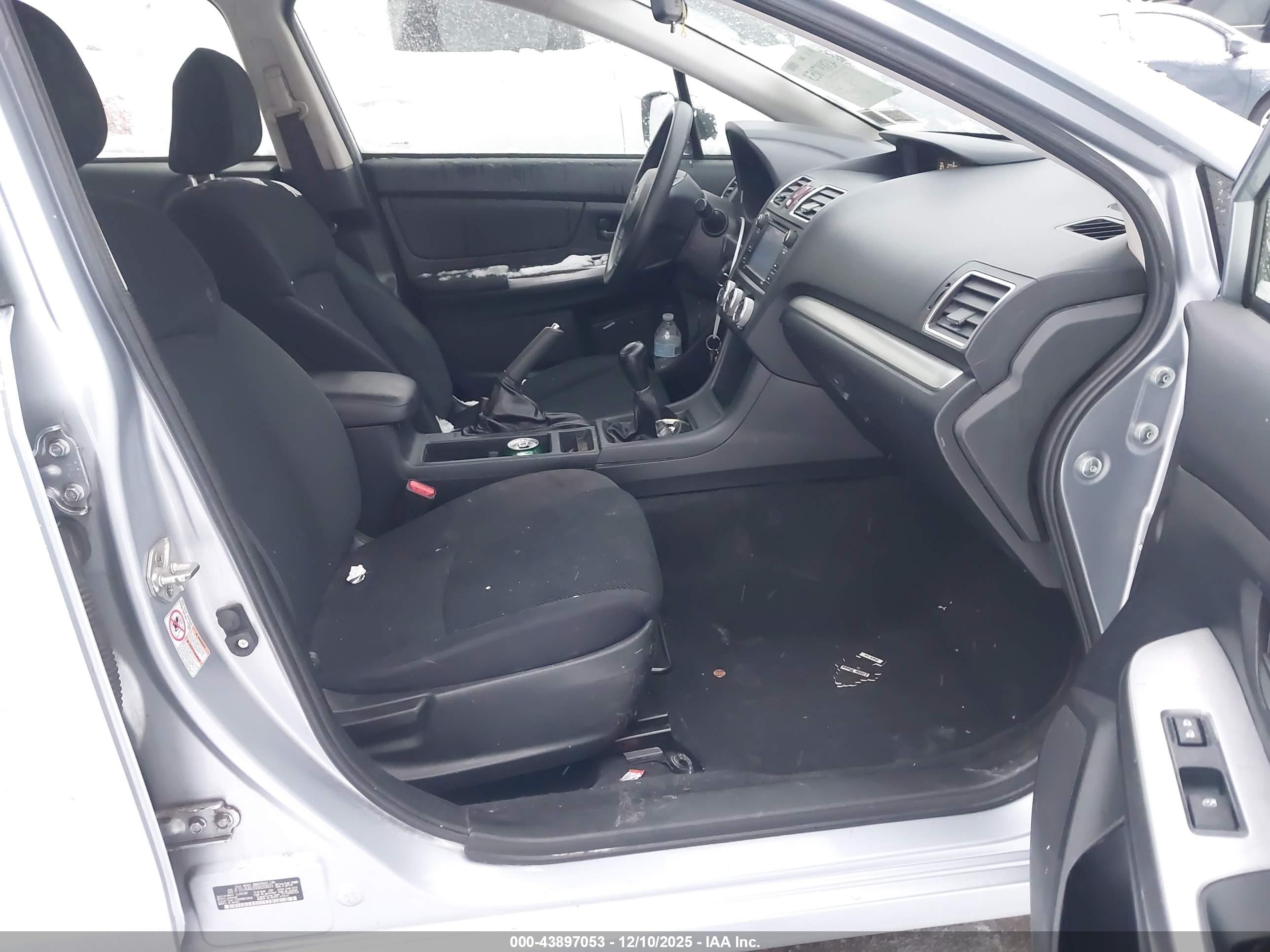 SUBARU IMPREZA image 5