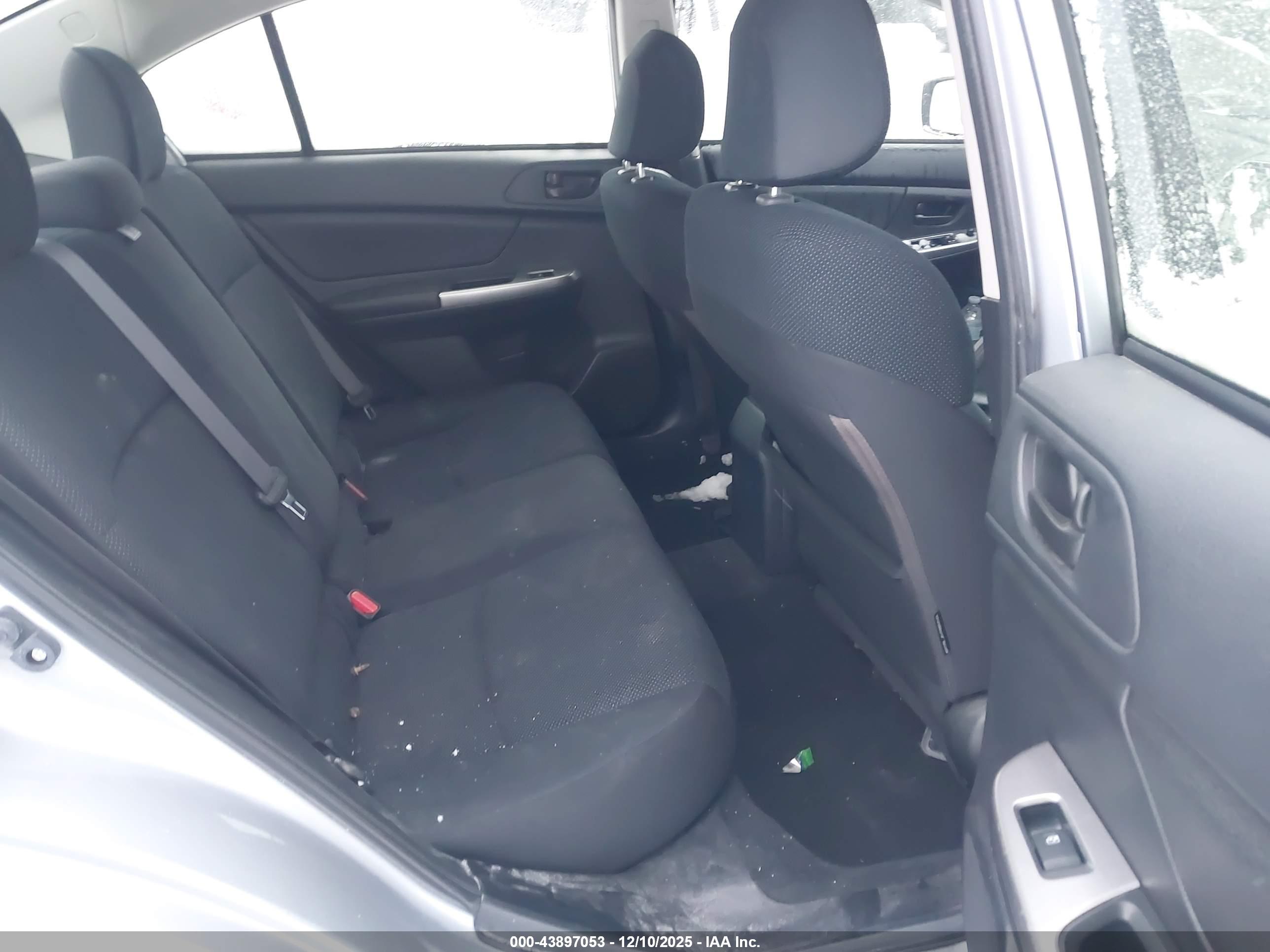 SUBARU IMPREZA image 8