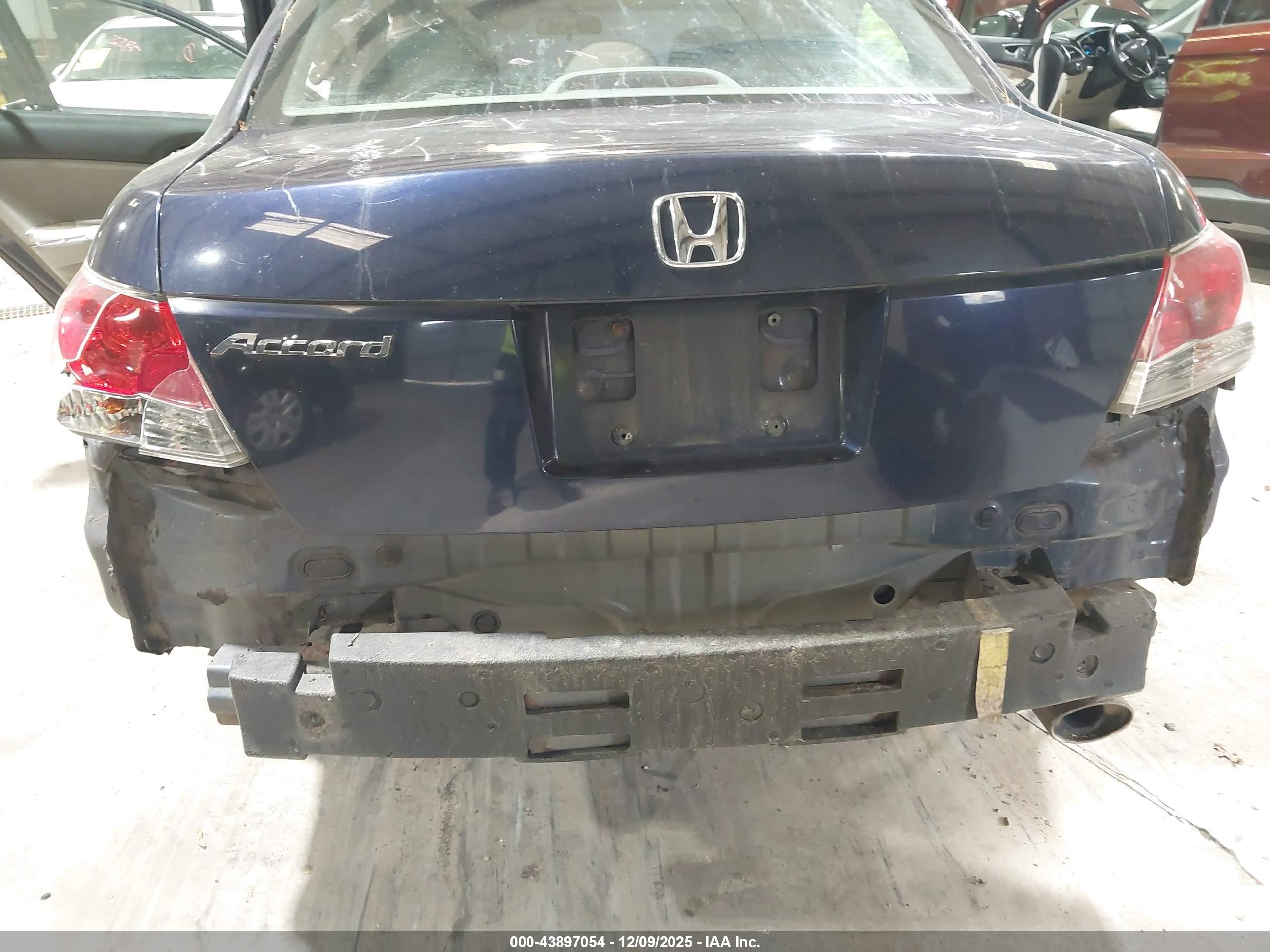 HONDA ACCORD image 6
