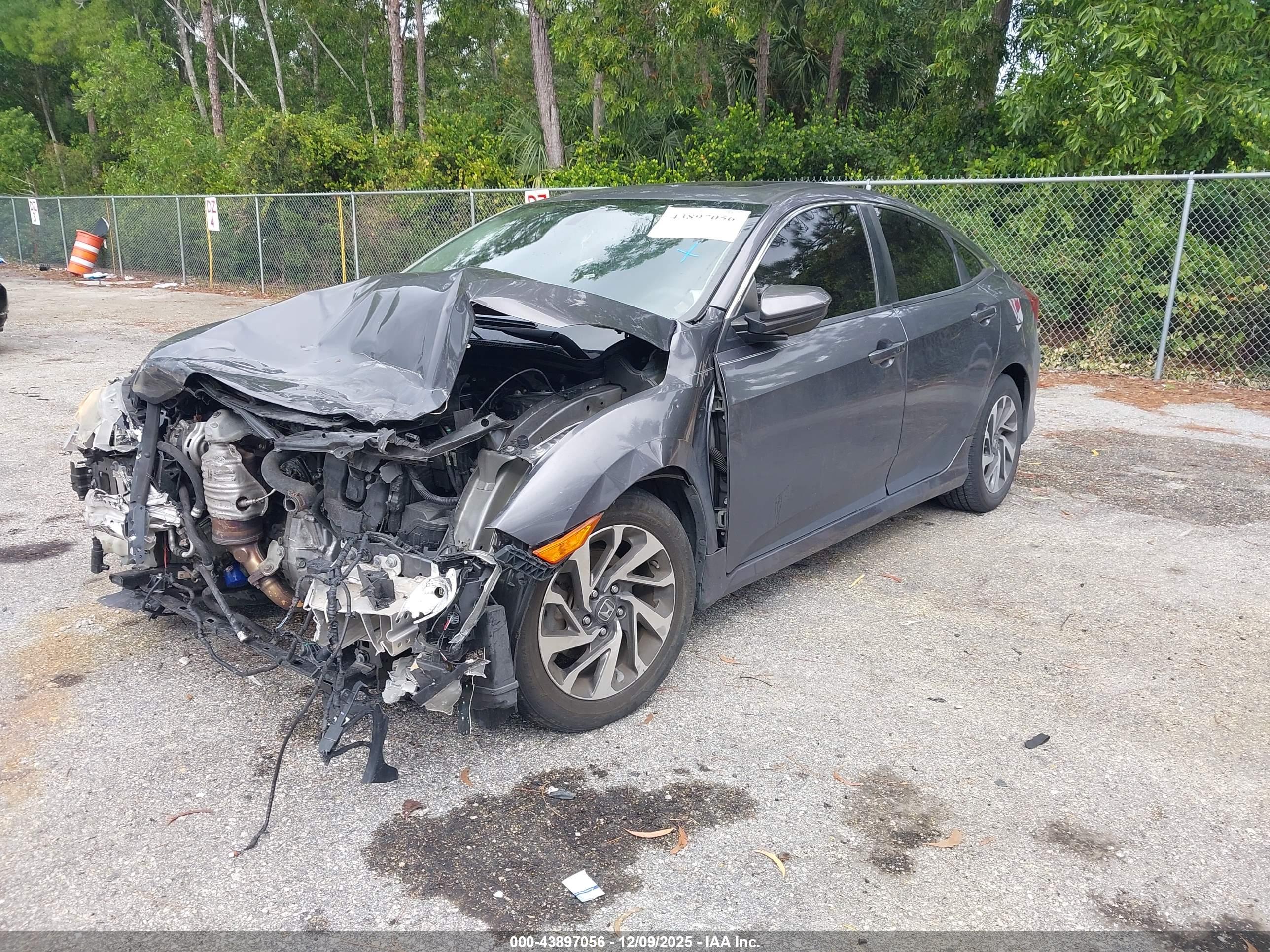HONDA CIVIC image 2