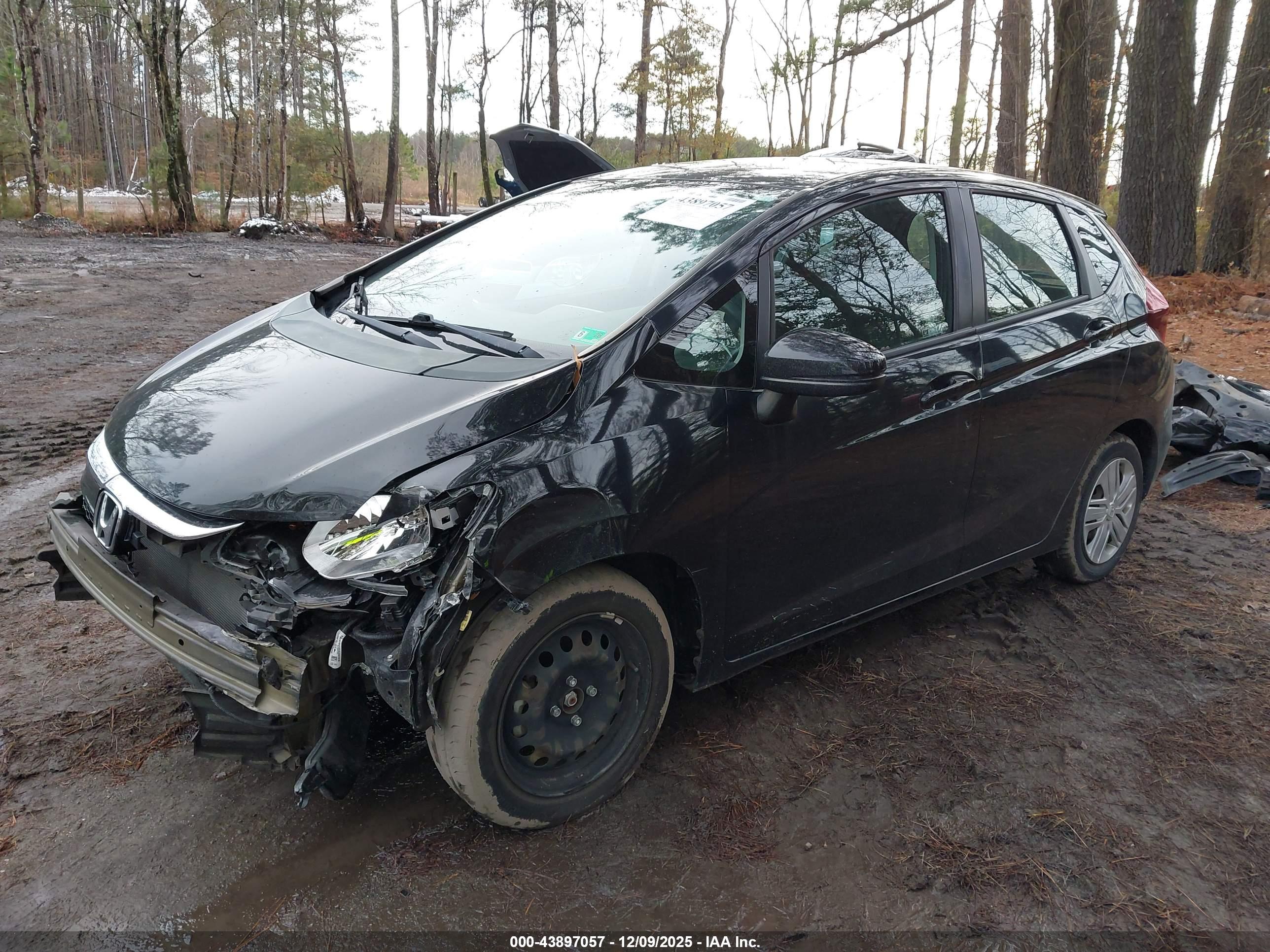HONDA FIT image 2