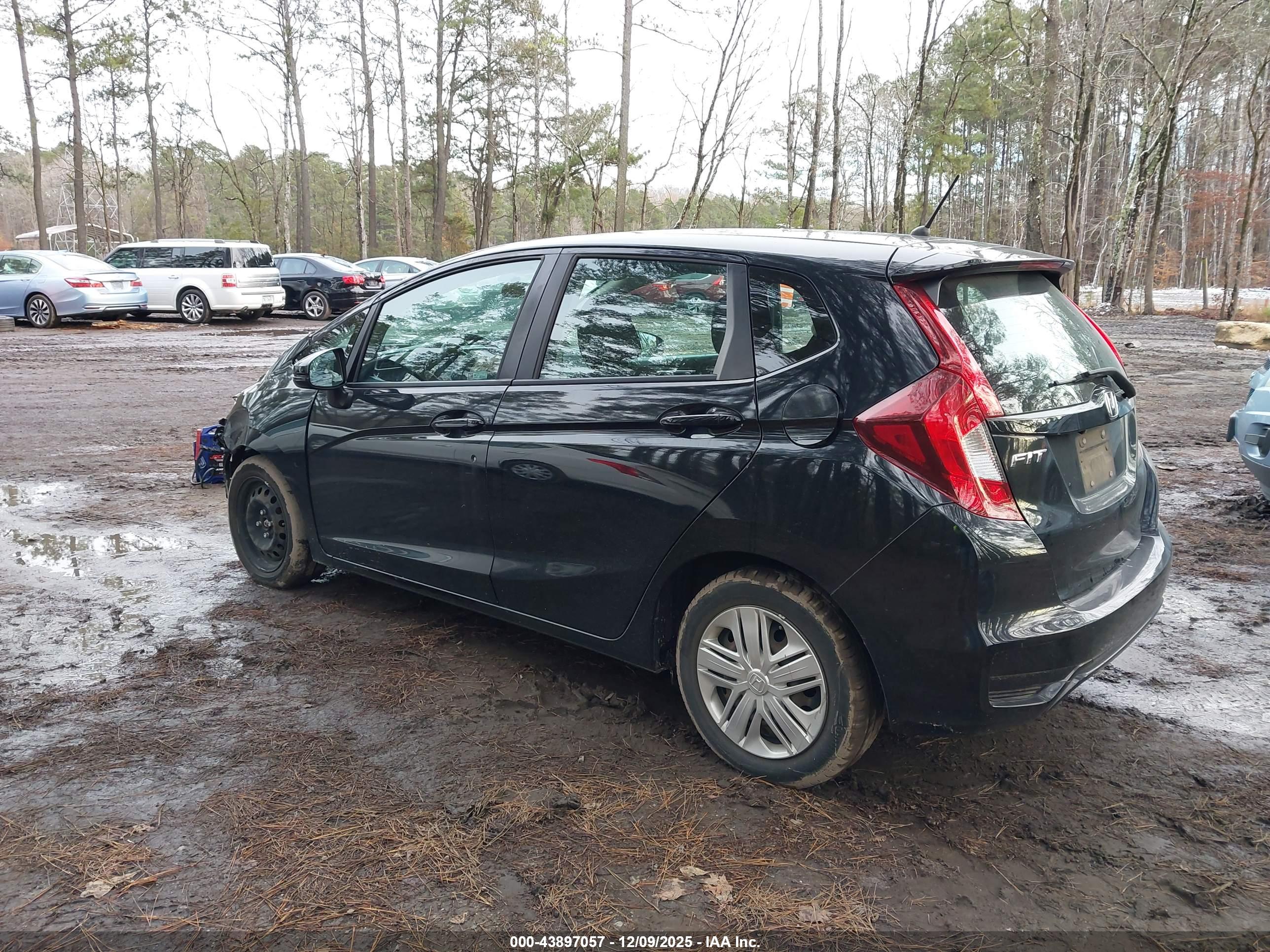 HONDA FIT image 3
