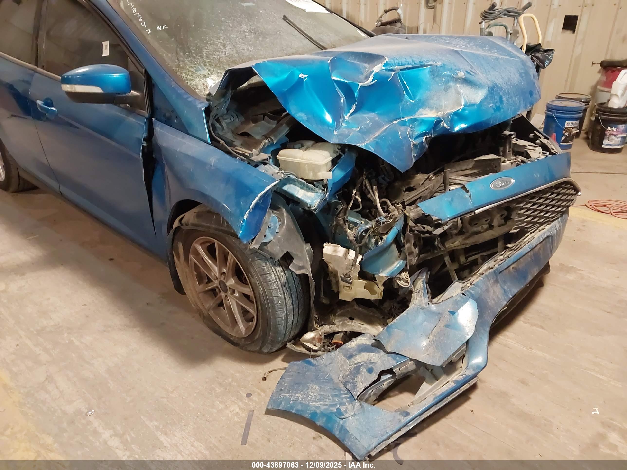 FORD FOCUS image 6