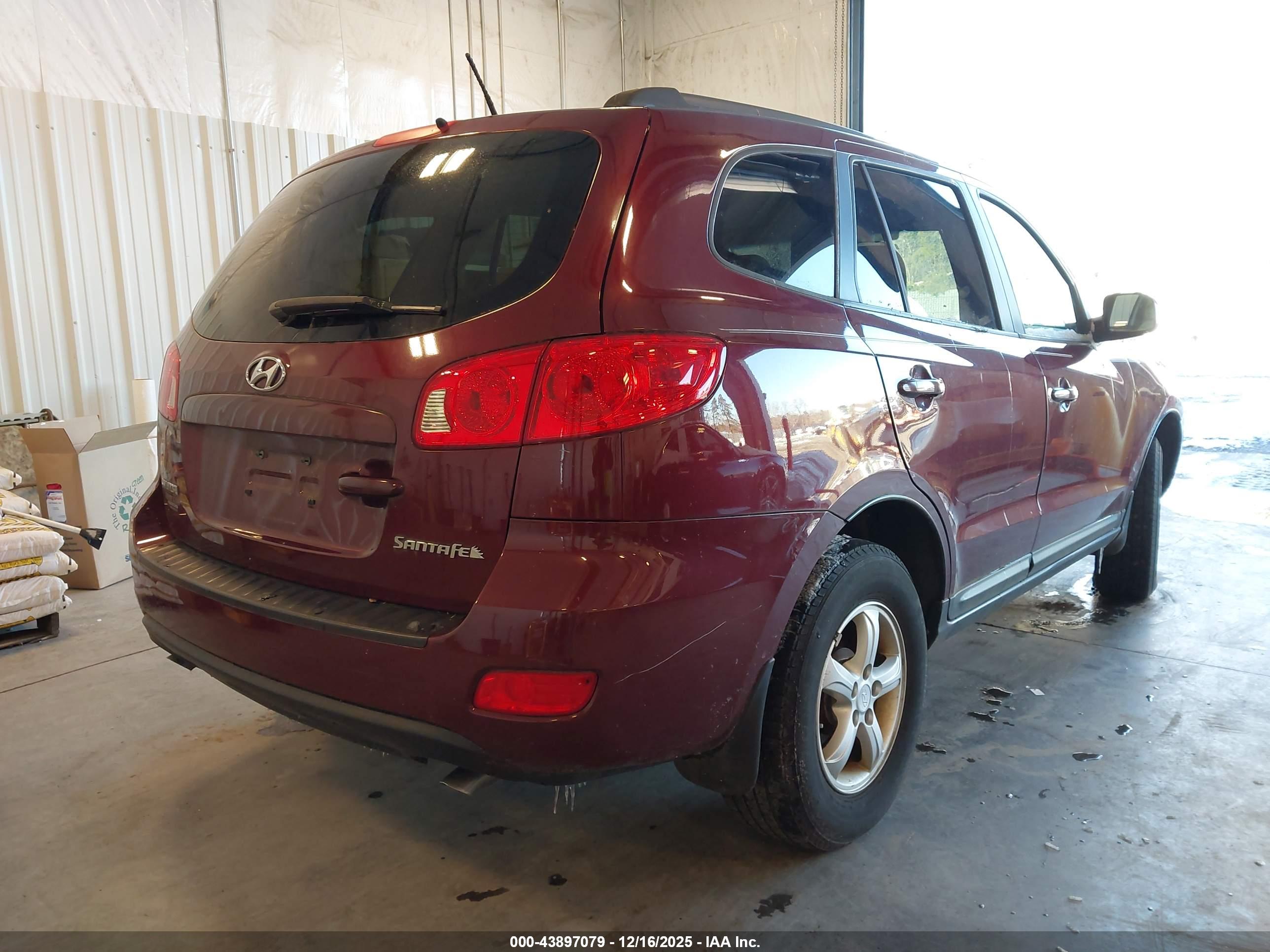 HYUNDAI SANTA image 6