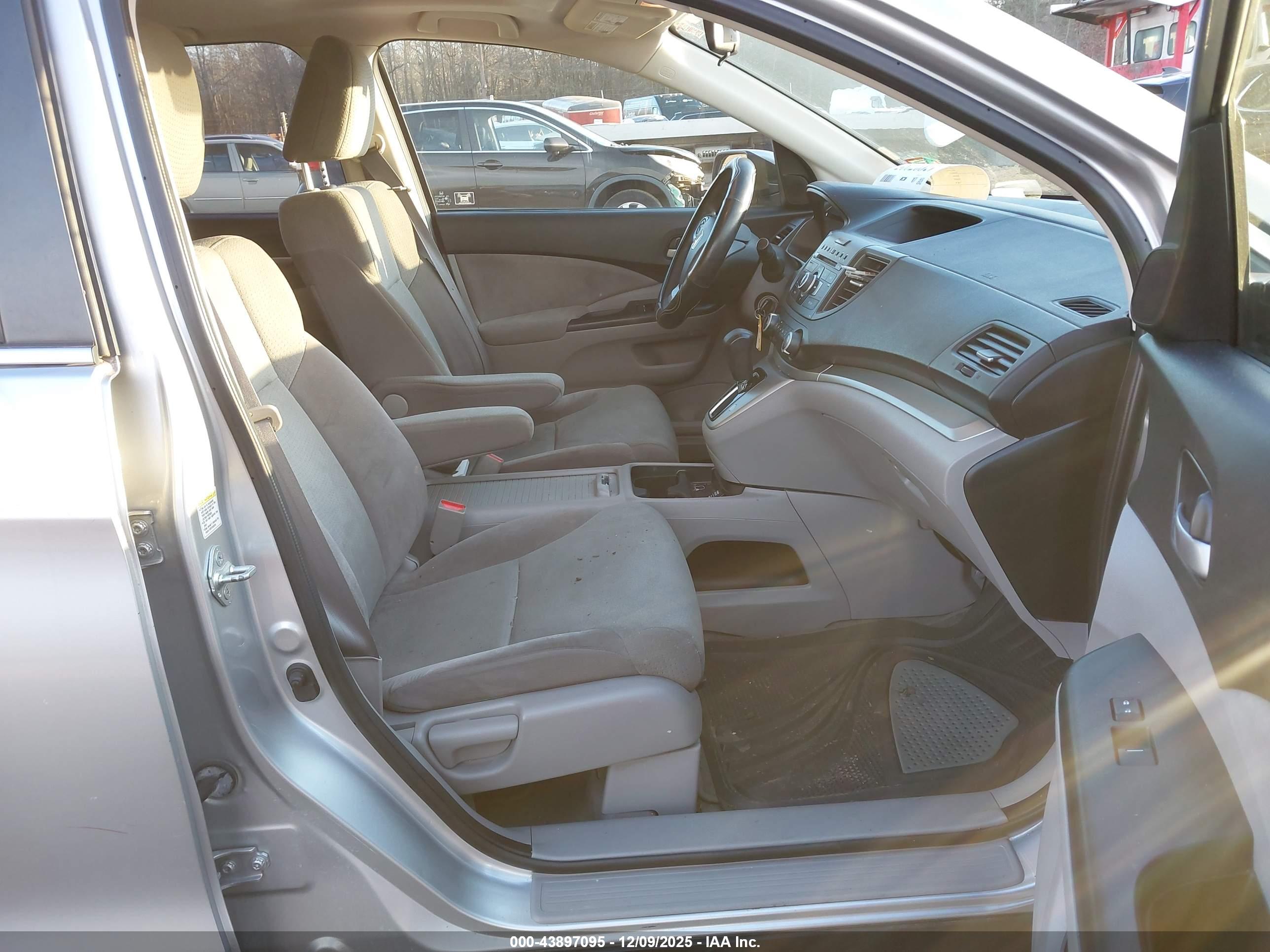 HONDA CR-V image 5