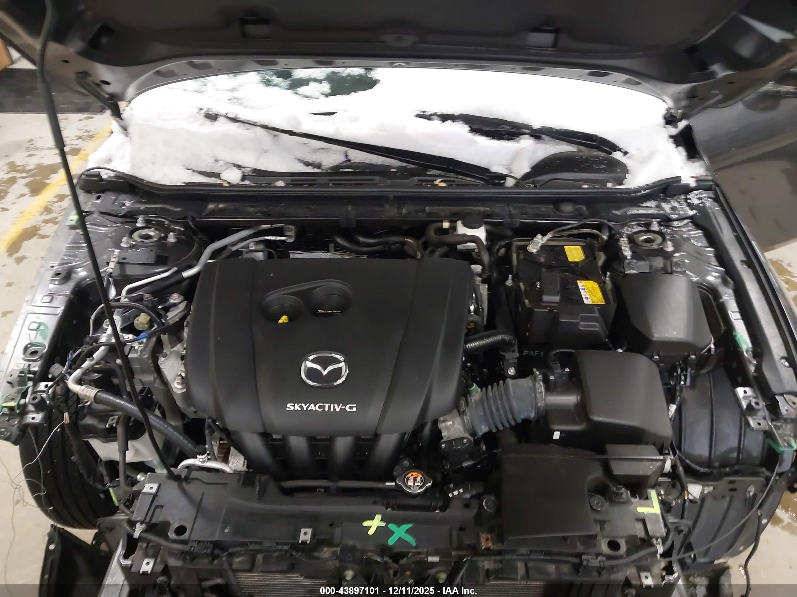 MAZDA MAZDA3 image 10