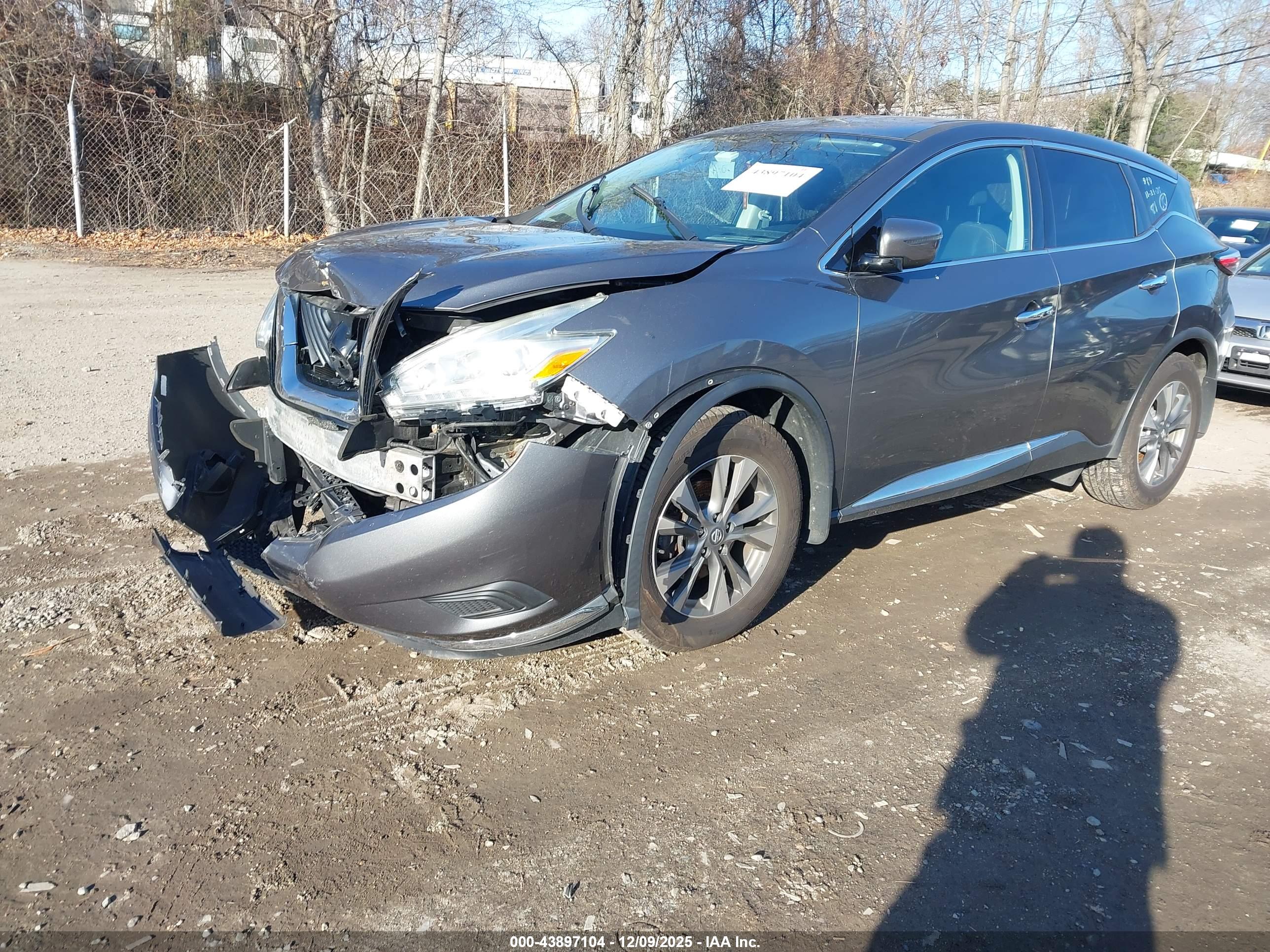 NISSAN MURANO image 2