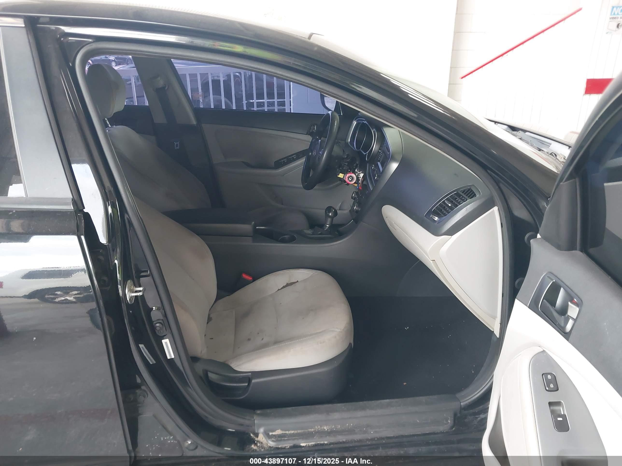 KIA OPTIMA image 5