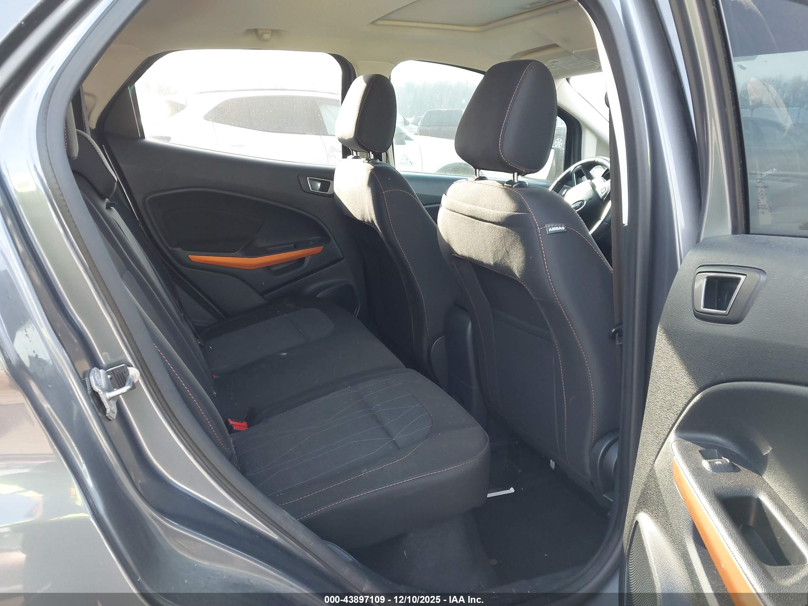 FORD ECOSPORT image 8