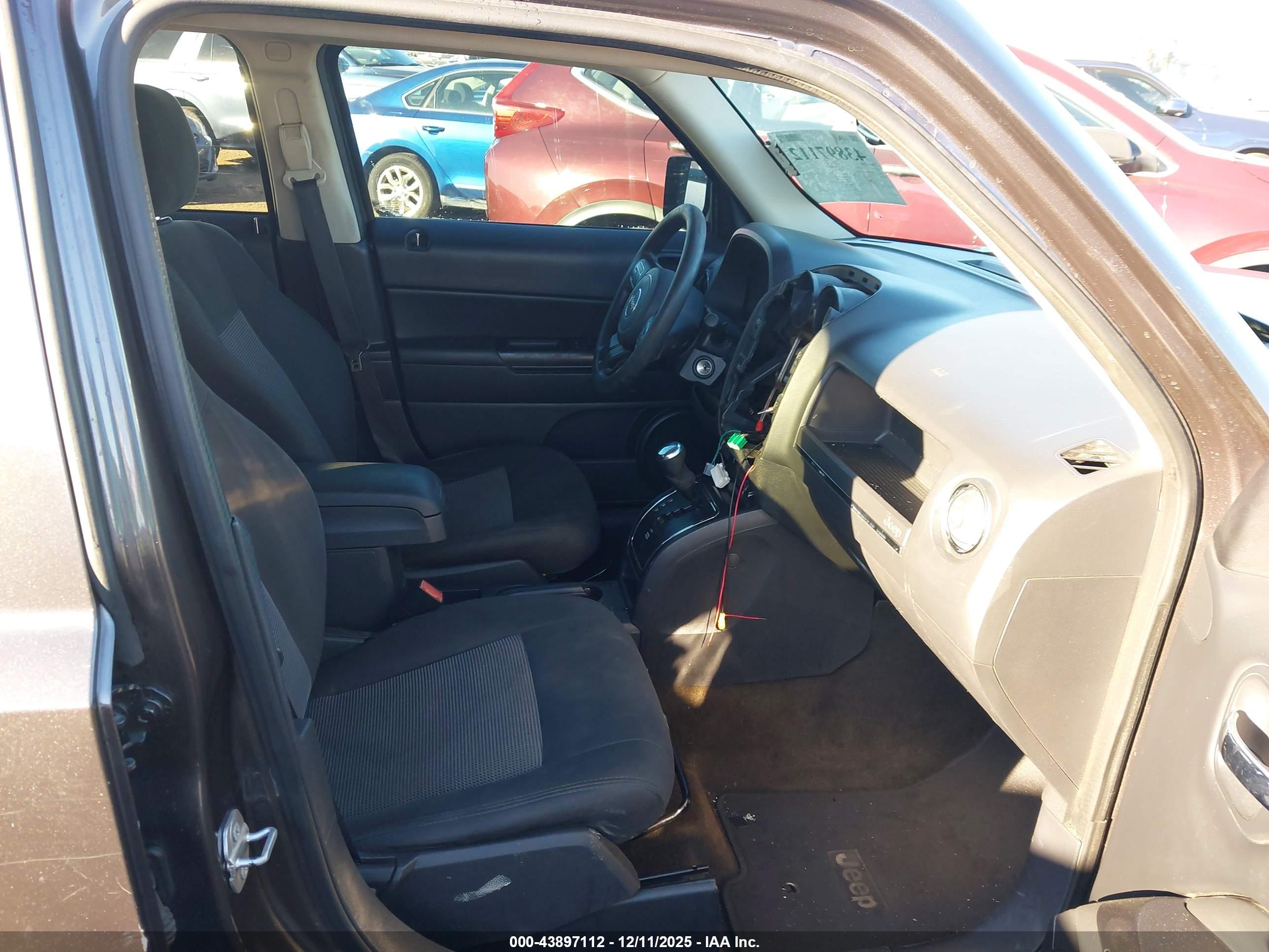 JEEP PATRIOT image 5