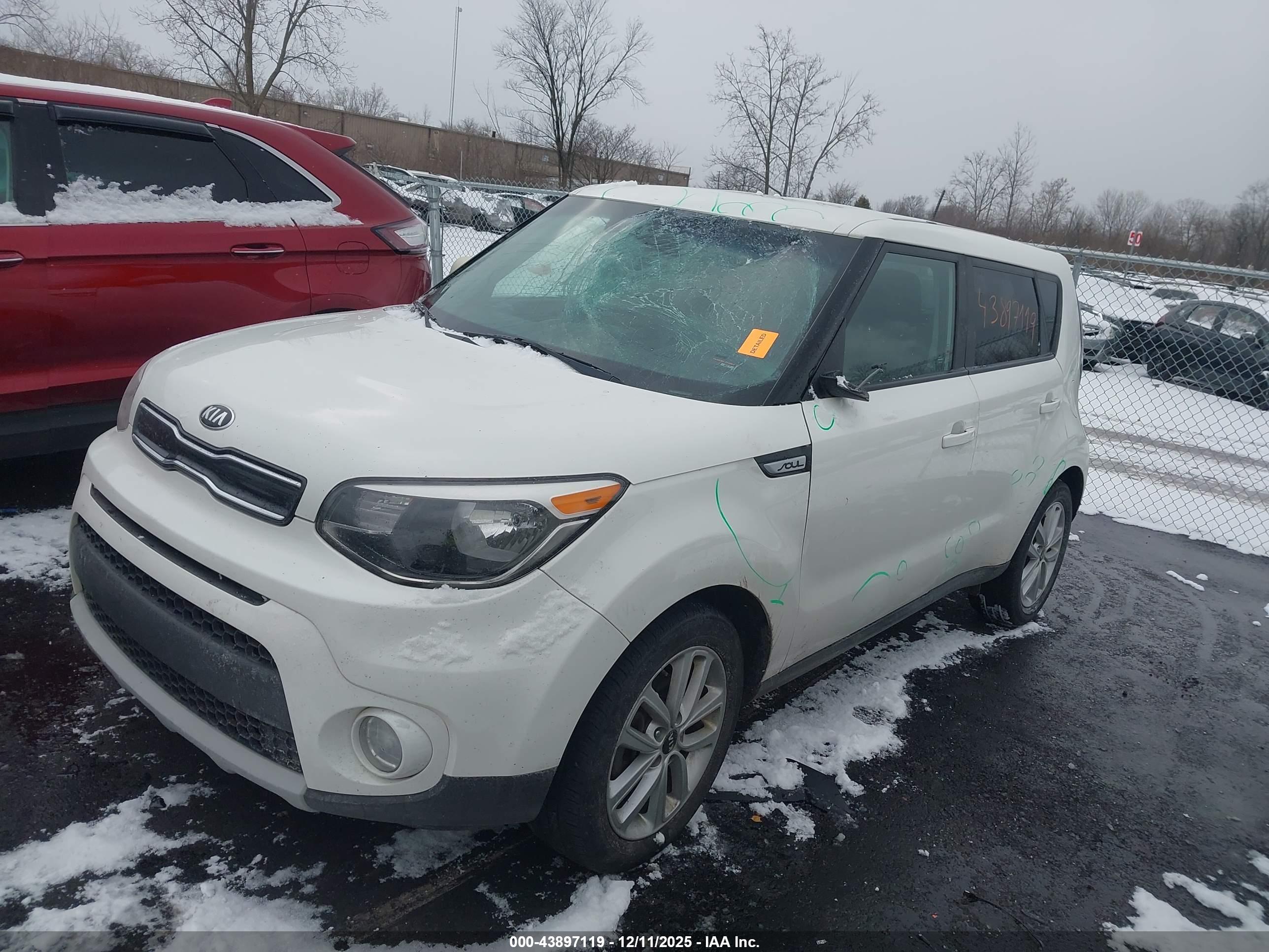 KIA SOUL image 2