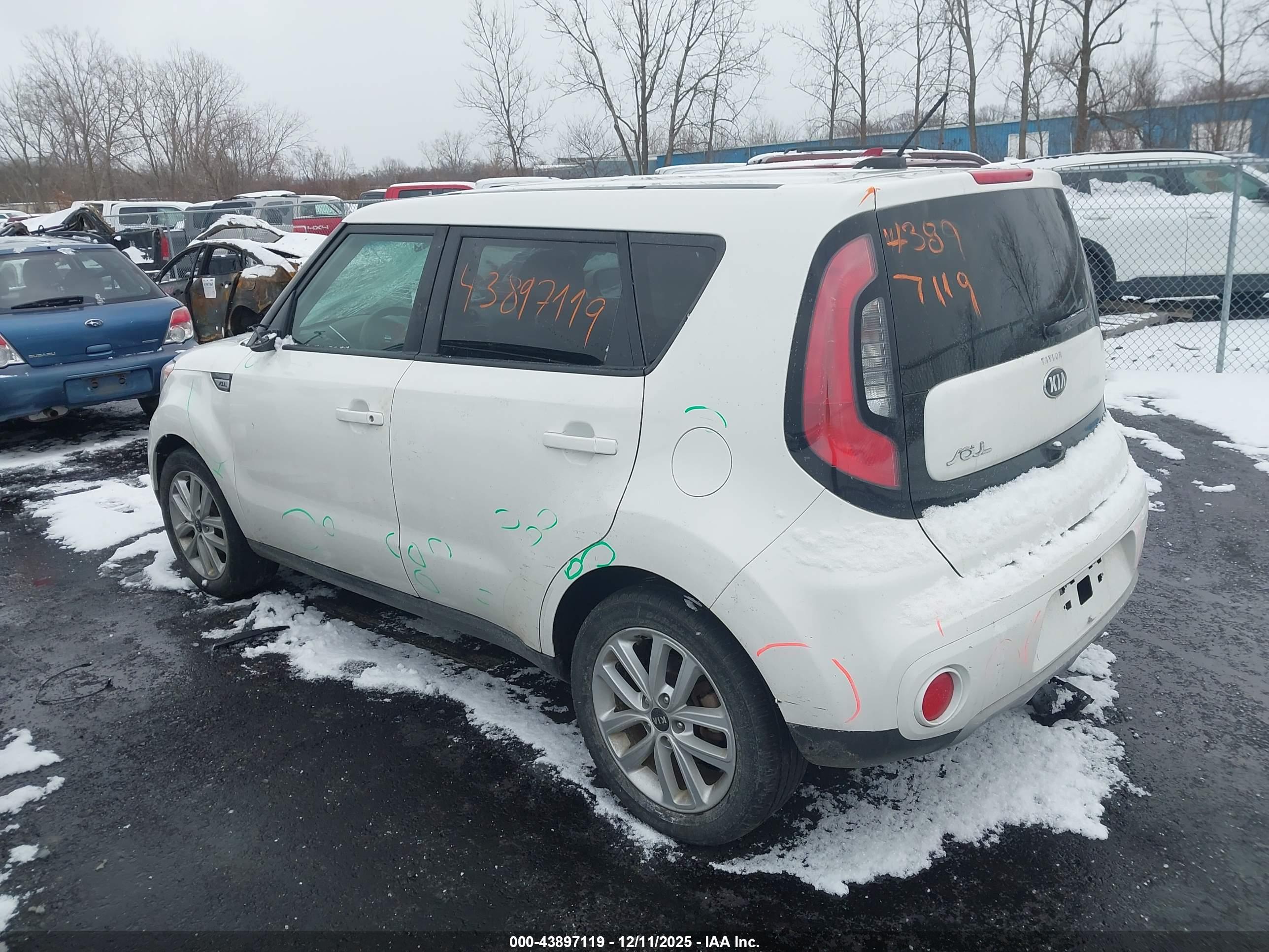 KIA SOUL image 3