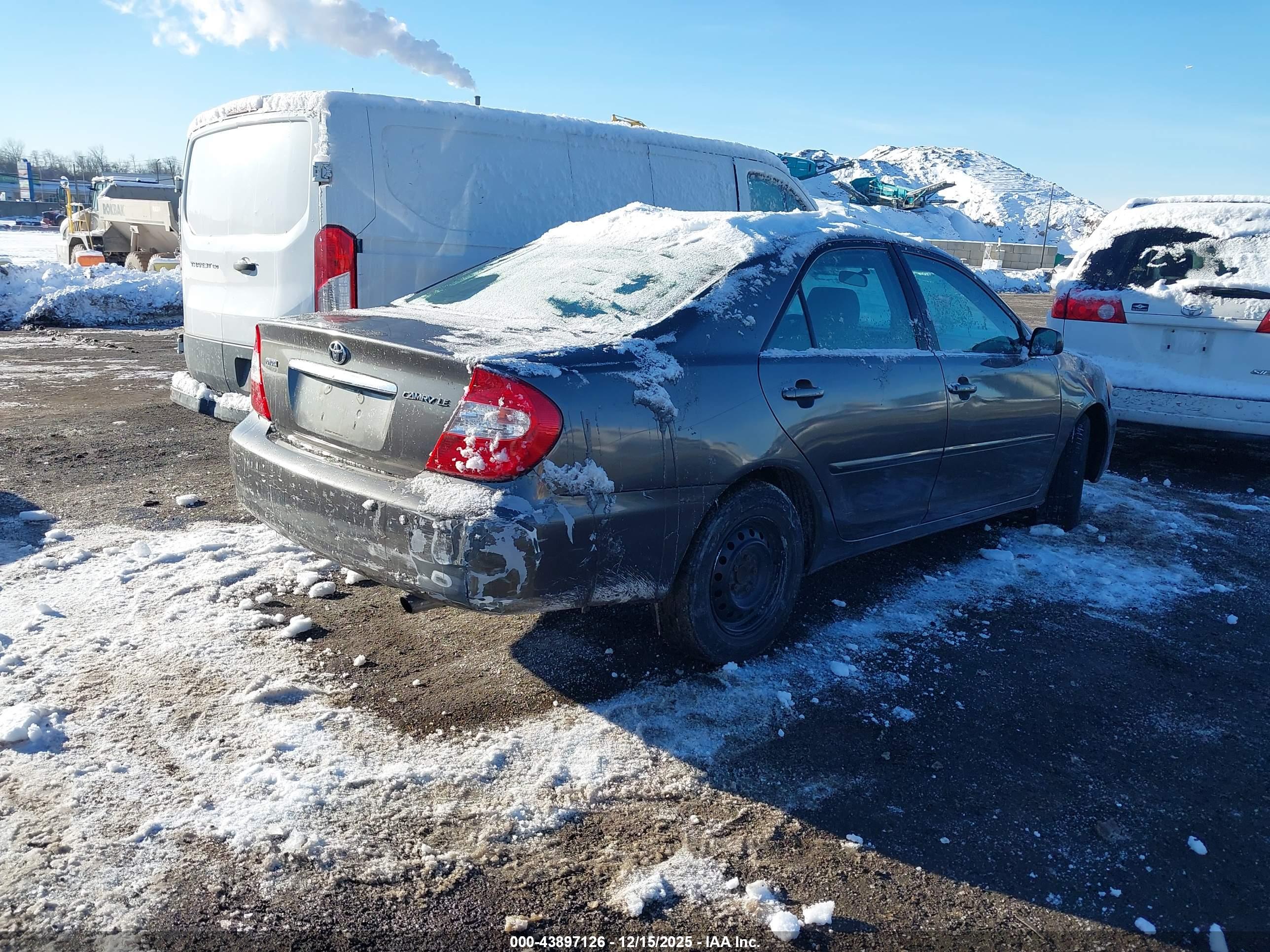 TOYOTA CAMRY image 4